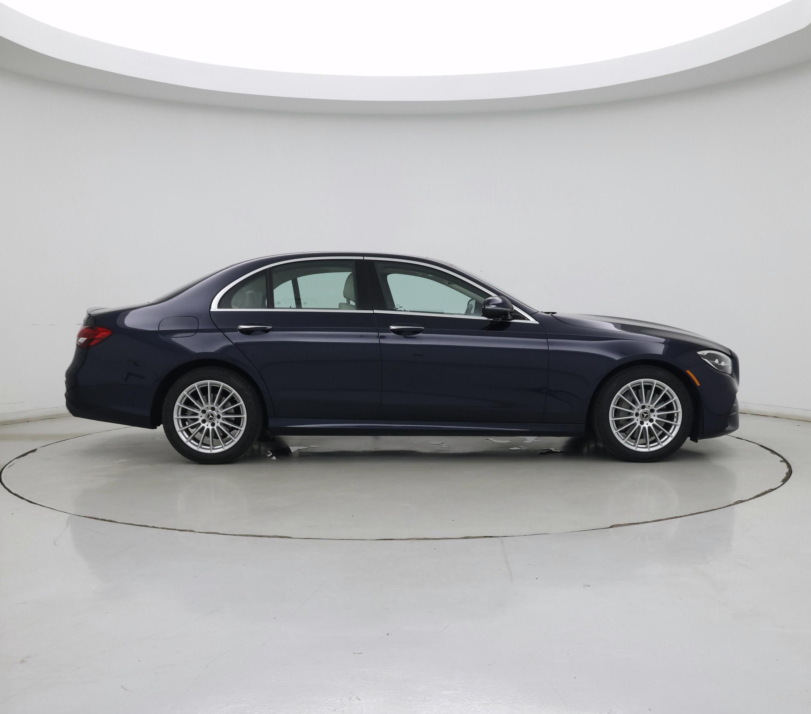 Thumbnail: 2023 Mercedes-Benz E-Class - 7