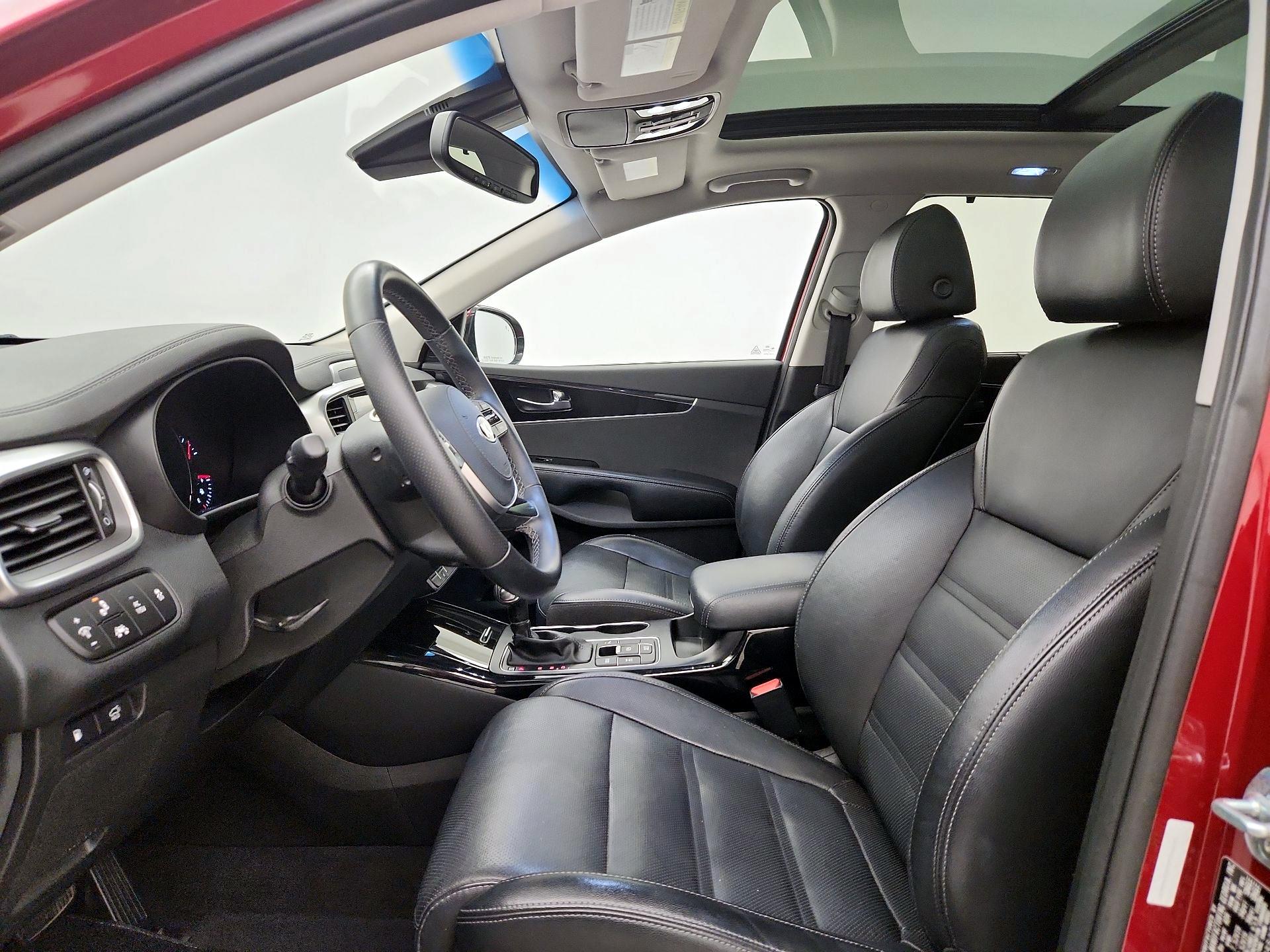 Thumbnail: 2019 Kia Sorento - 11