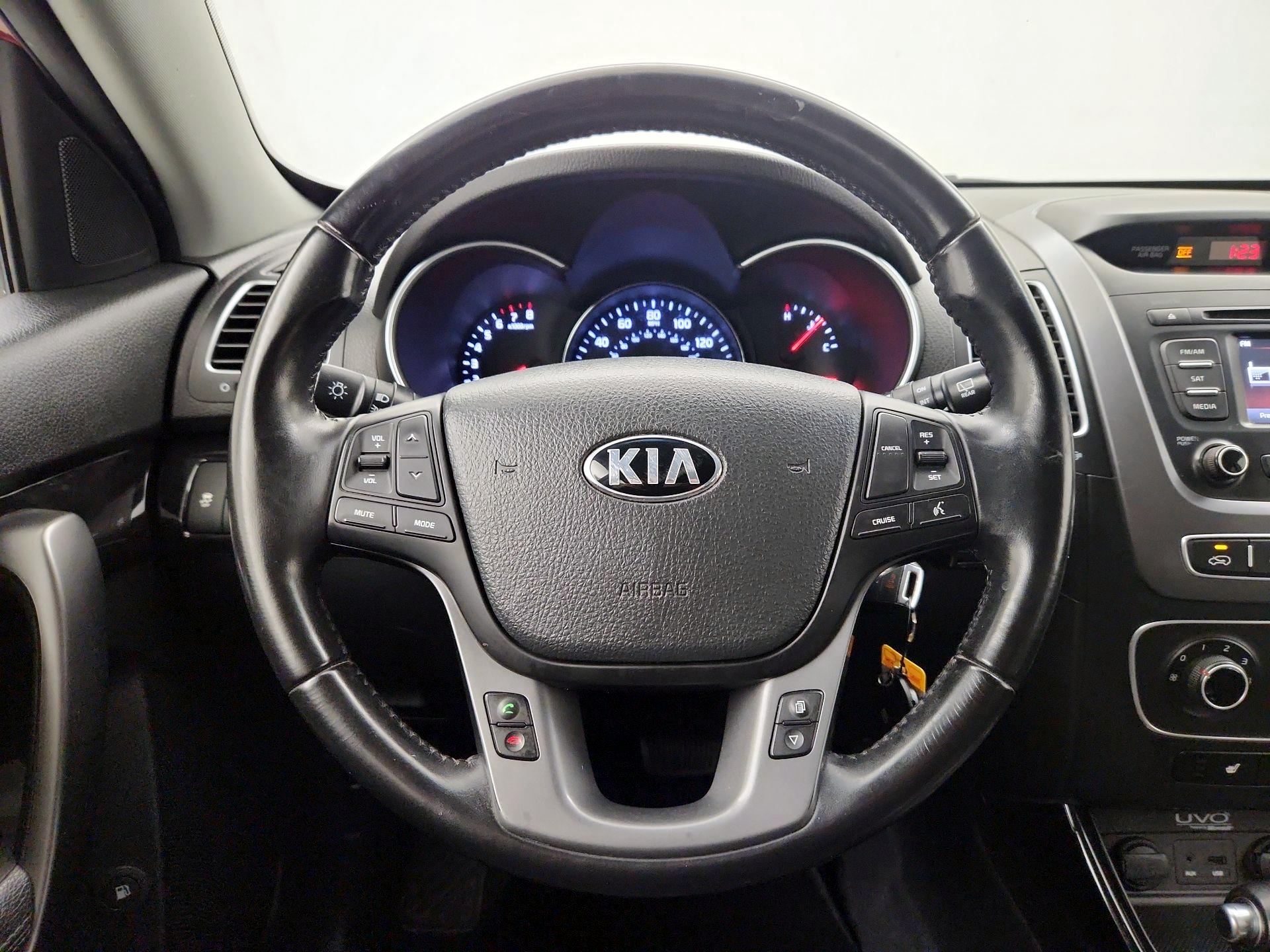 Thumbnail: 2014 Kia Sorento - 10