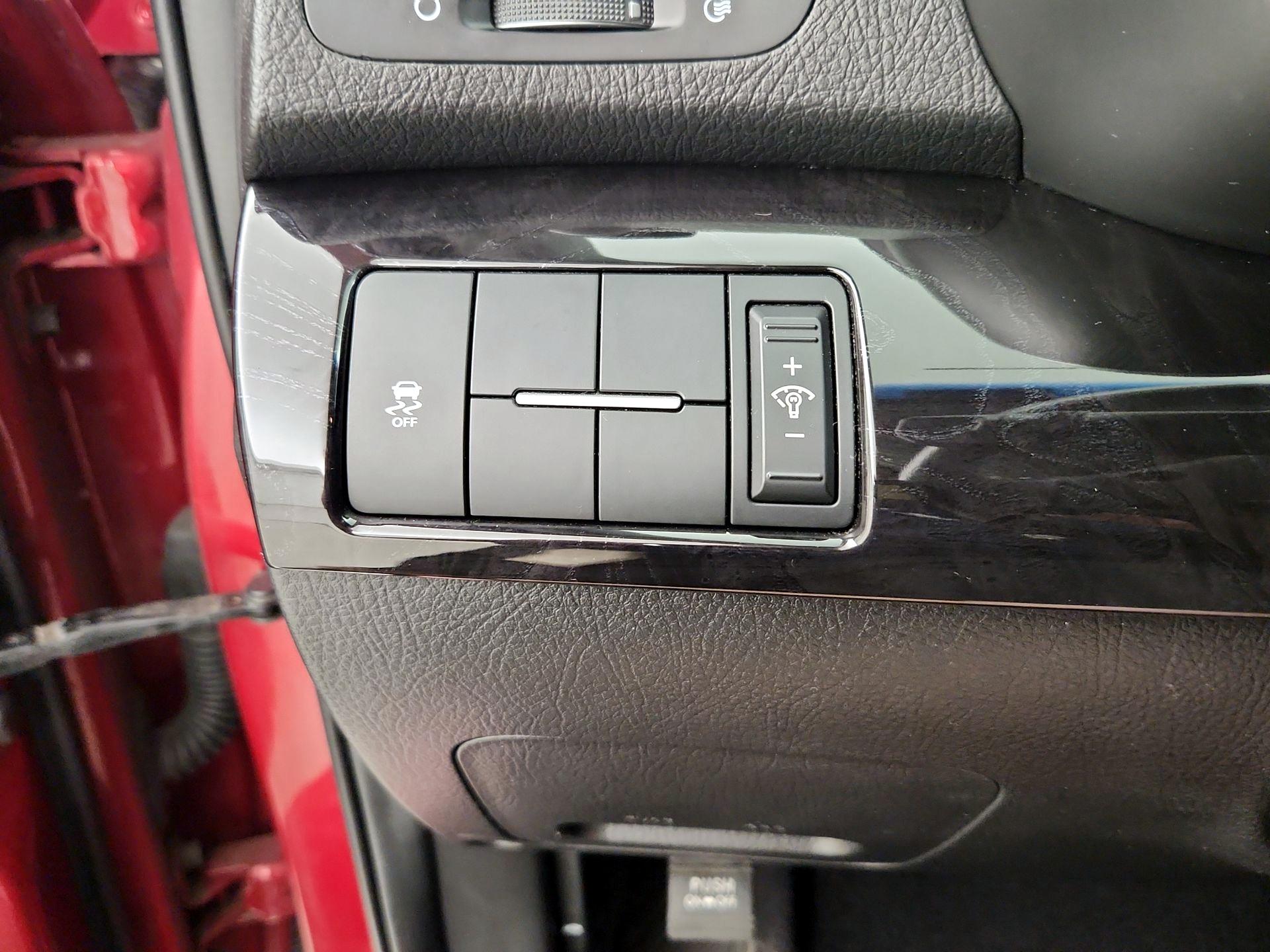 Thumbnail: 2014 Kia Sorento - 13