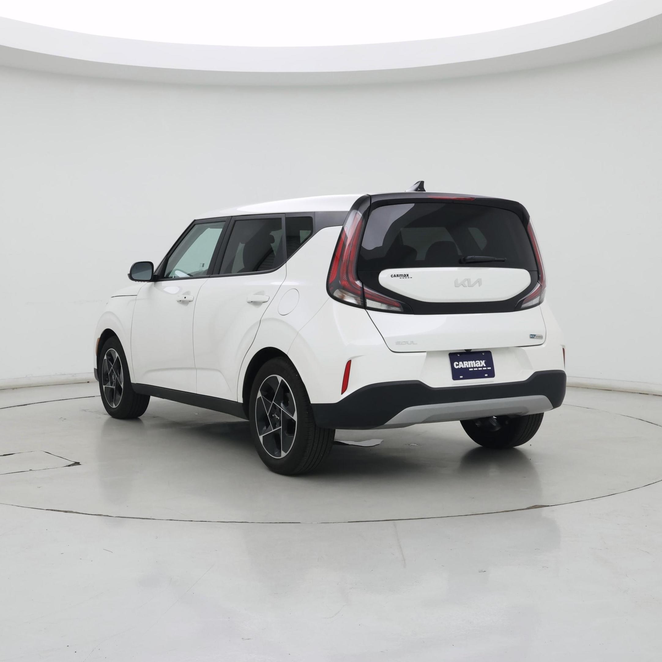 Thumbnail: 2023 Kia Soul - 2