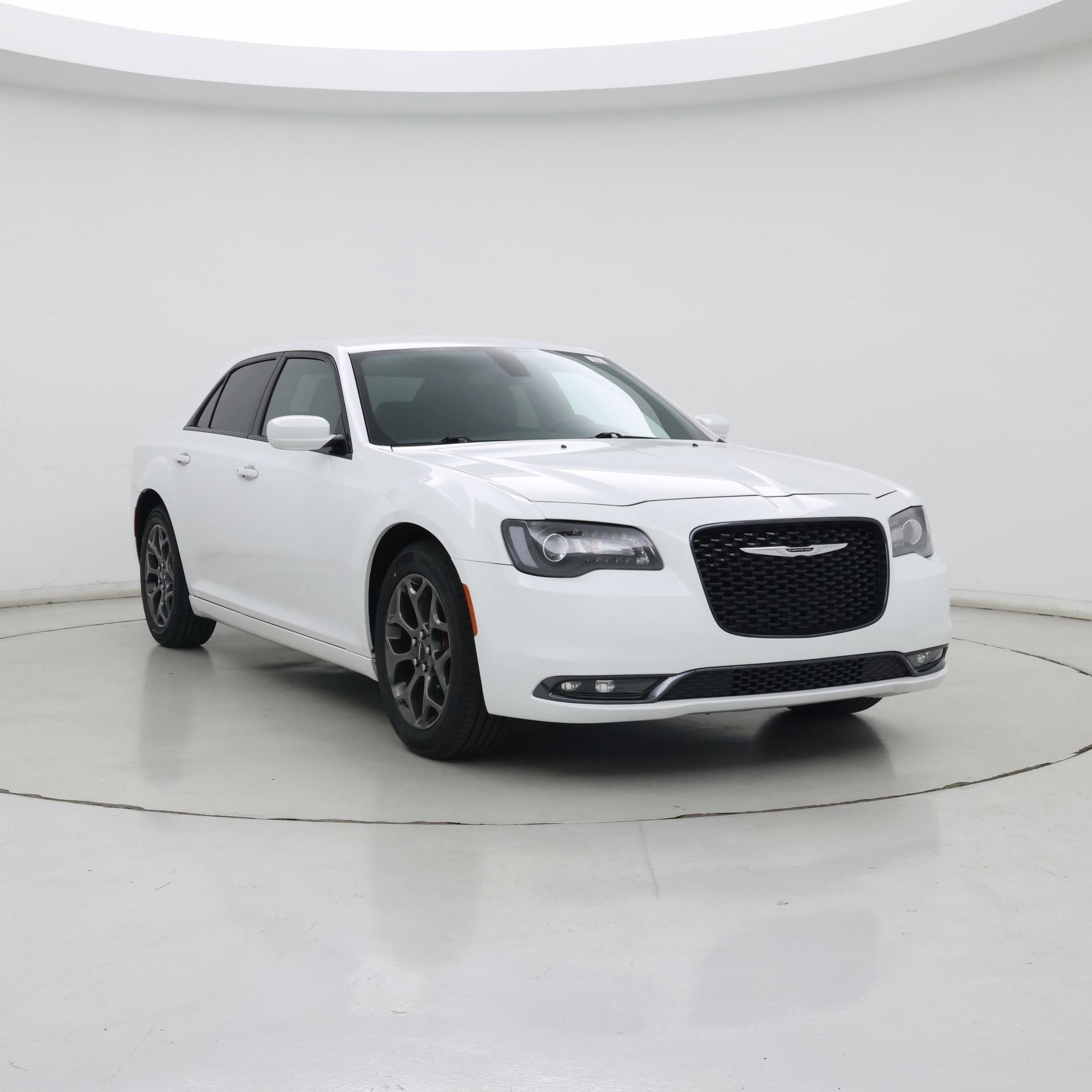 Thumbnail: 2018 Chrysler 300 - 1