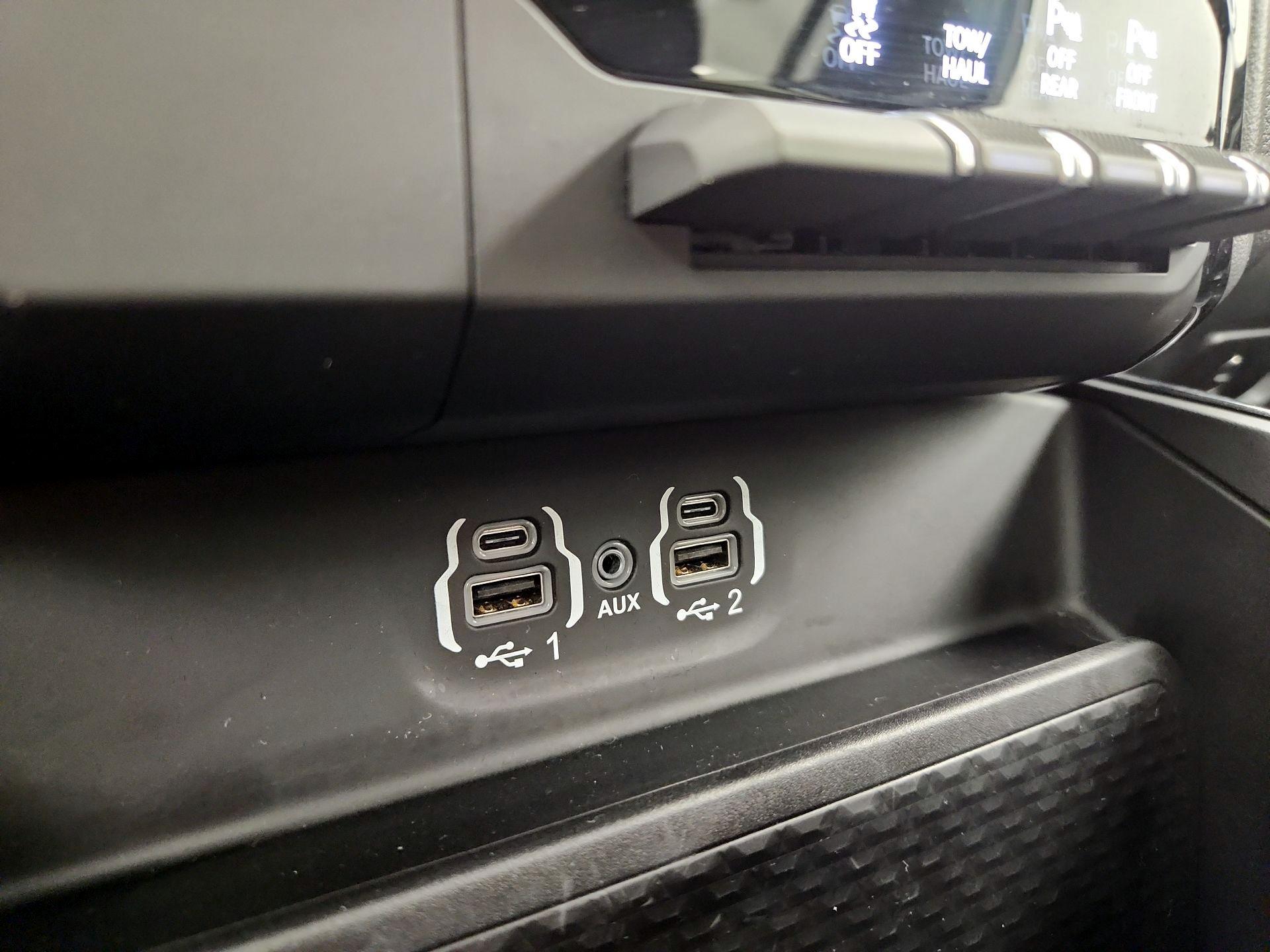 Thumbnail: 2023 RAM 1500 - 19