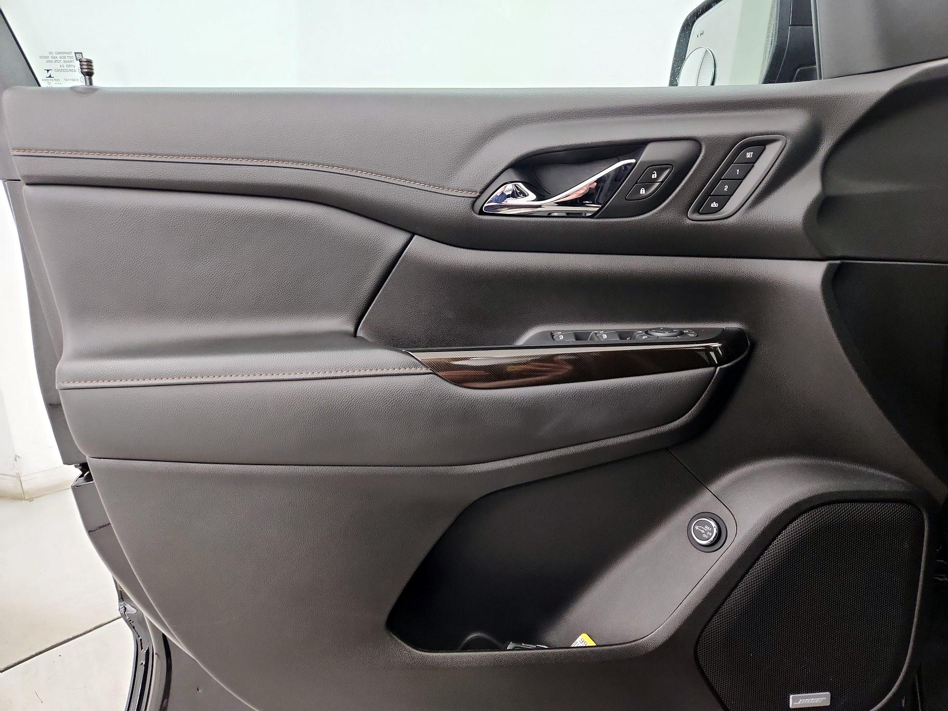 Thumbnail: 2022 GMC Acadia - 12