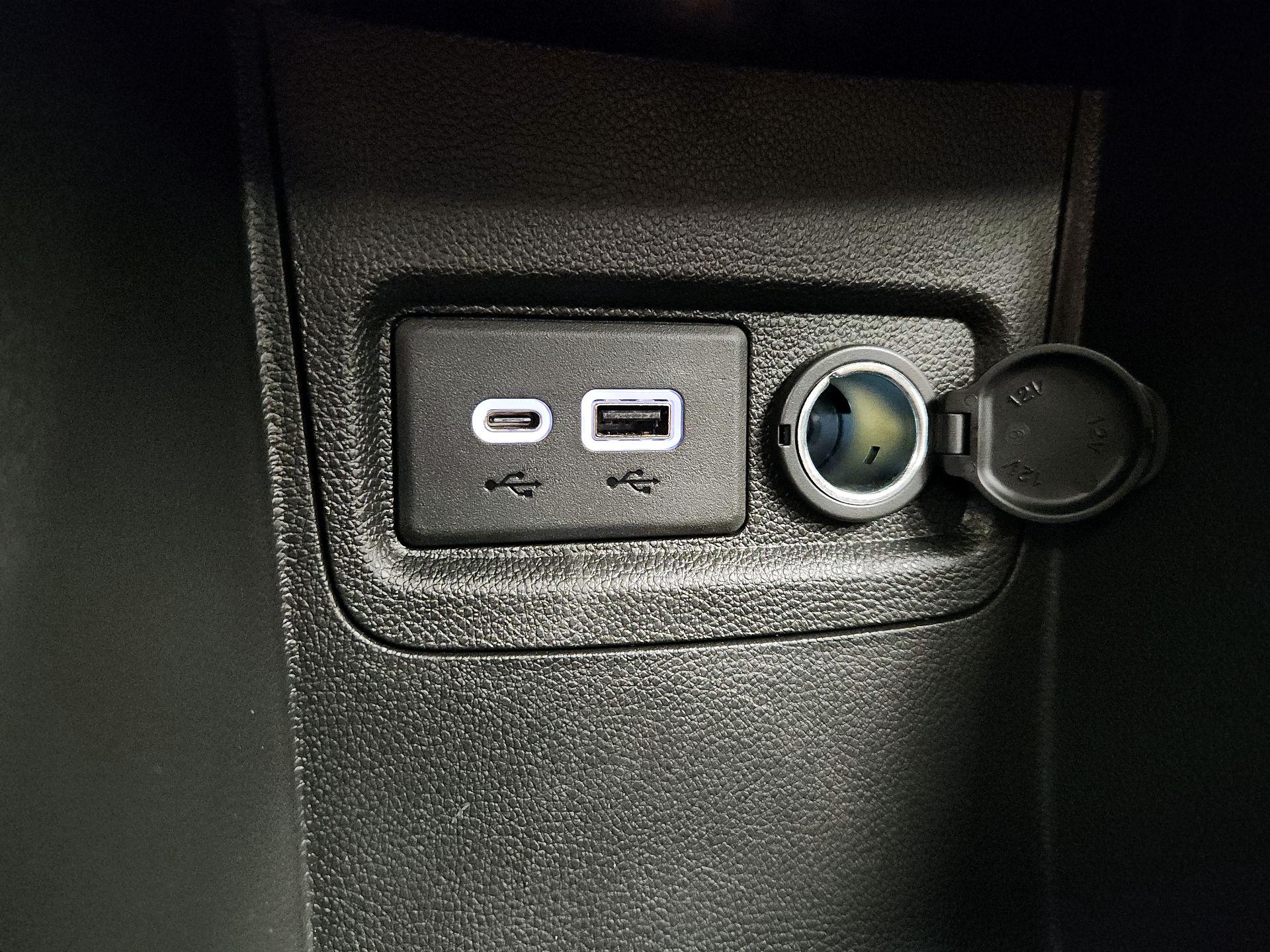 Thumbnail: 2021 Chevrolet Spark - 18