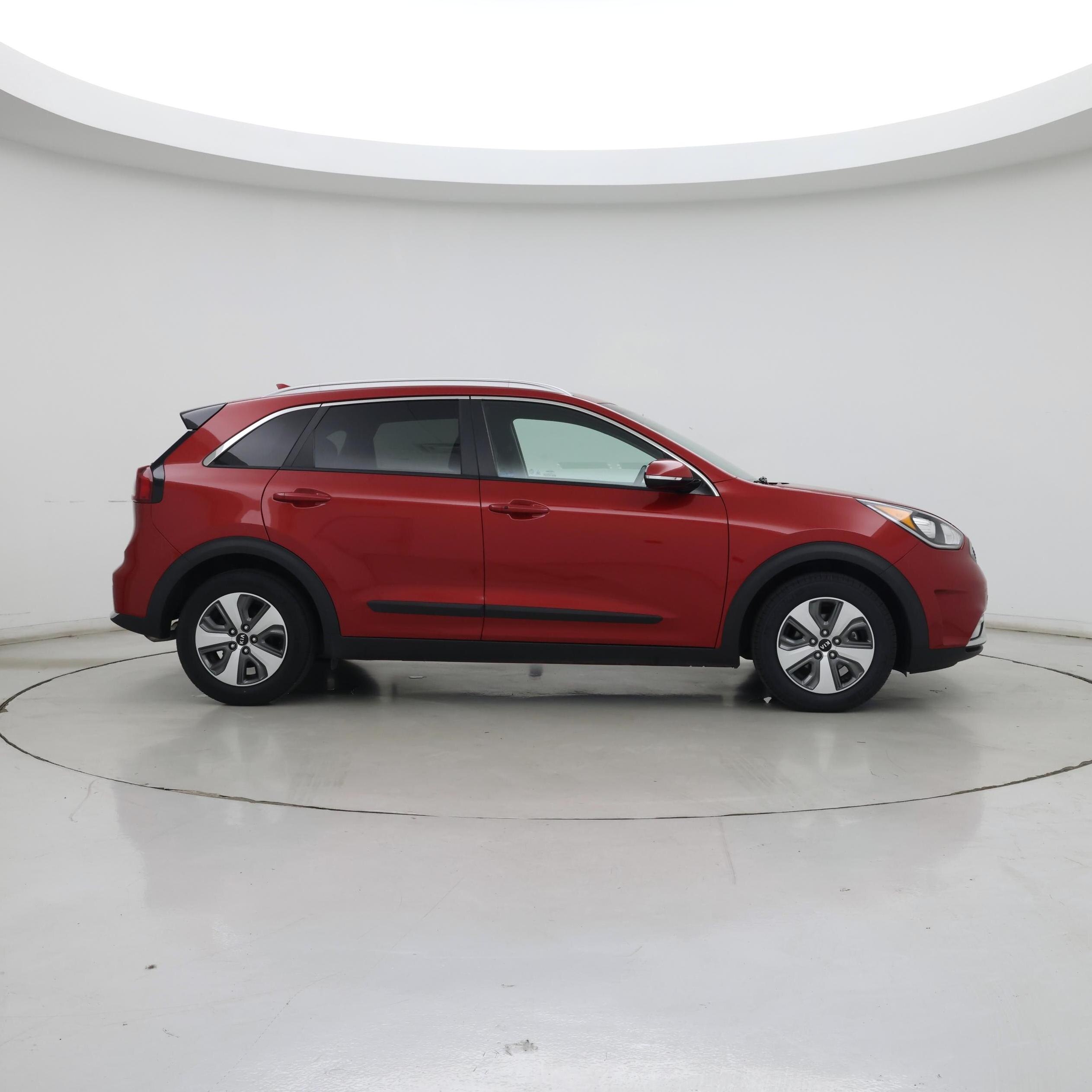 Thumbnail: 2019 Kia Niro - 7