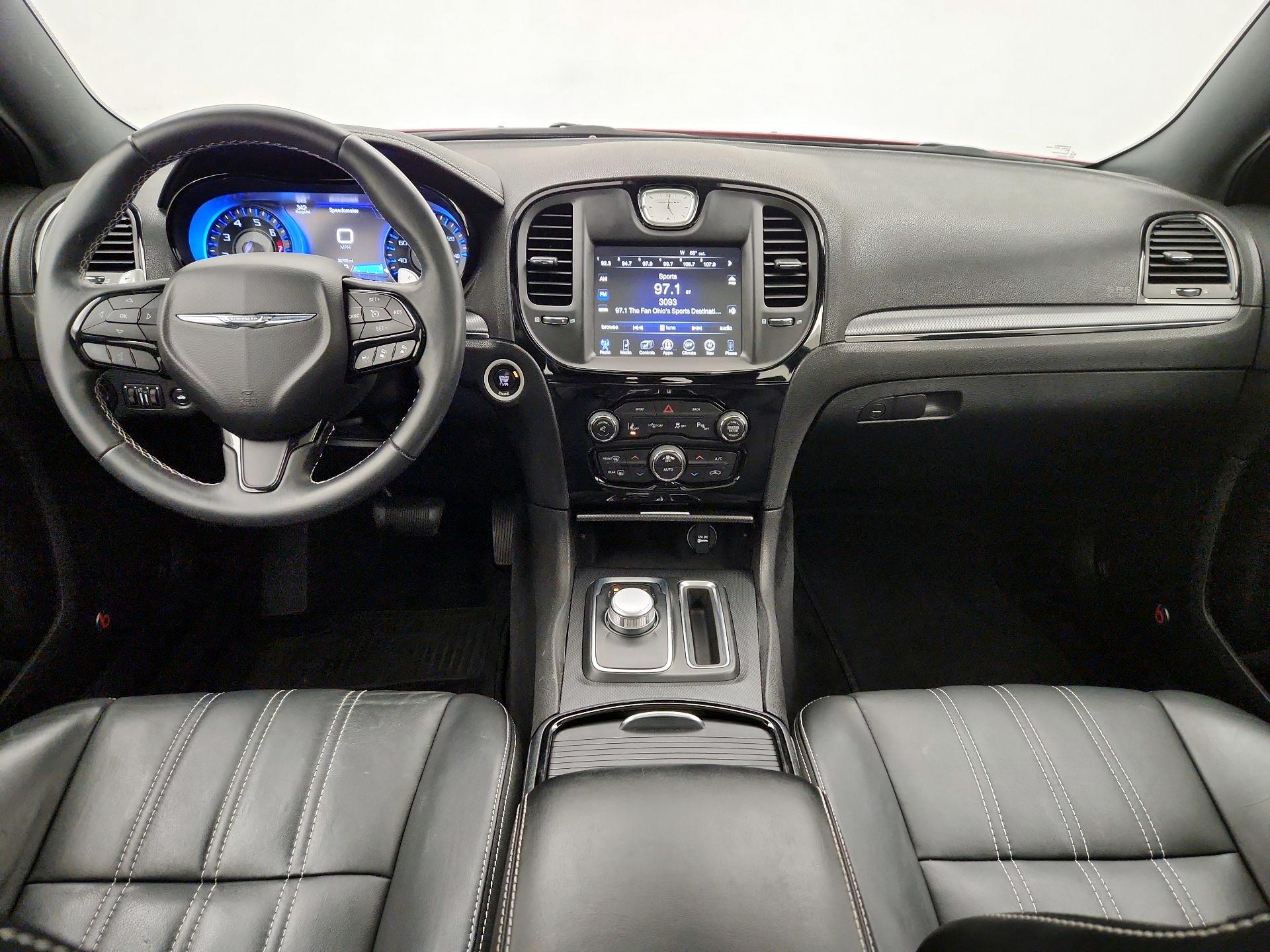 Thumbnail: 2015 Chrysler 300 - 9