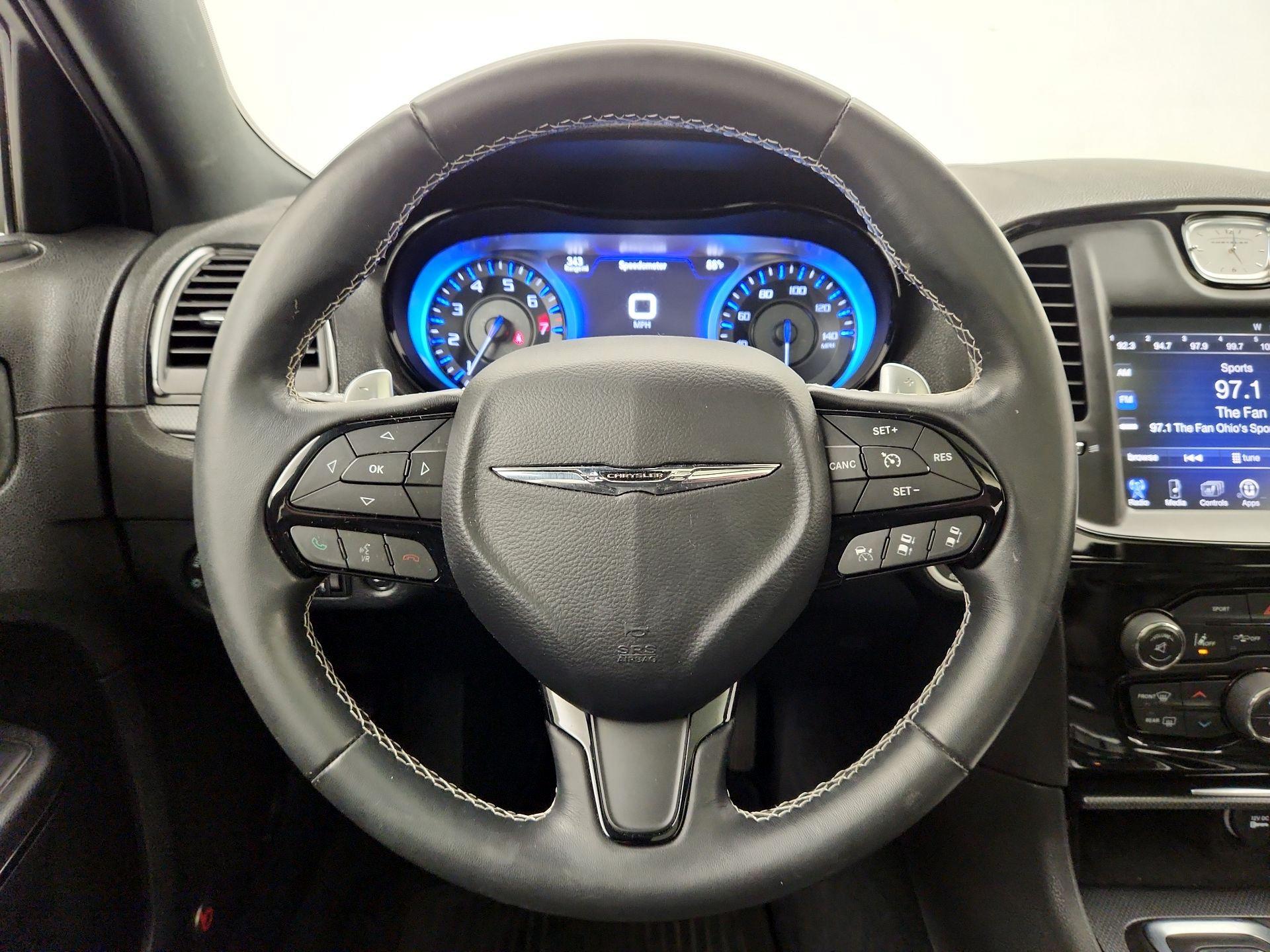 Thumbnail: 2015 Chrysler 300 - 10
