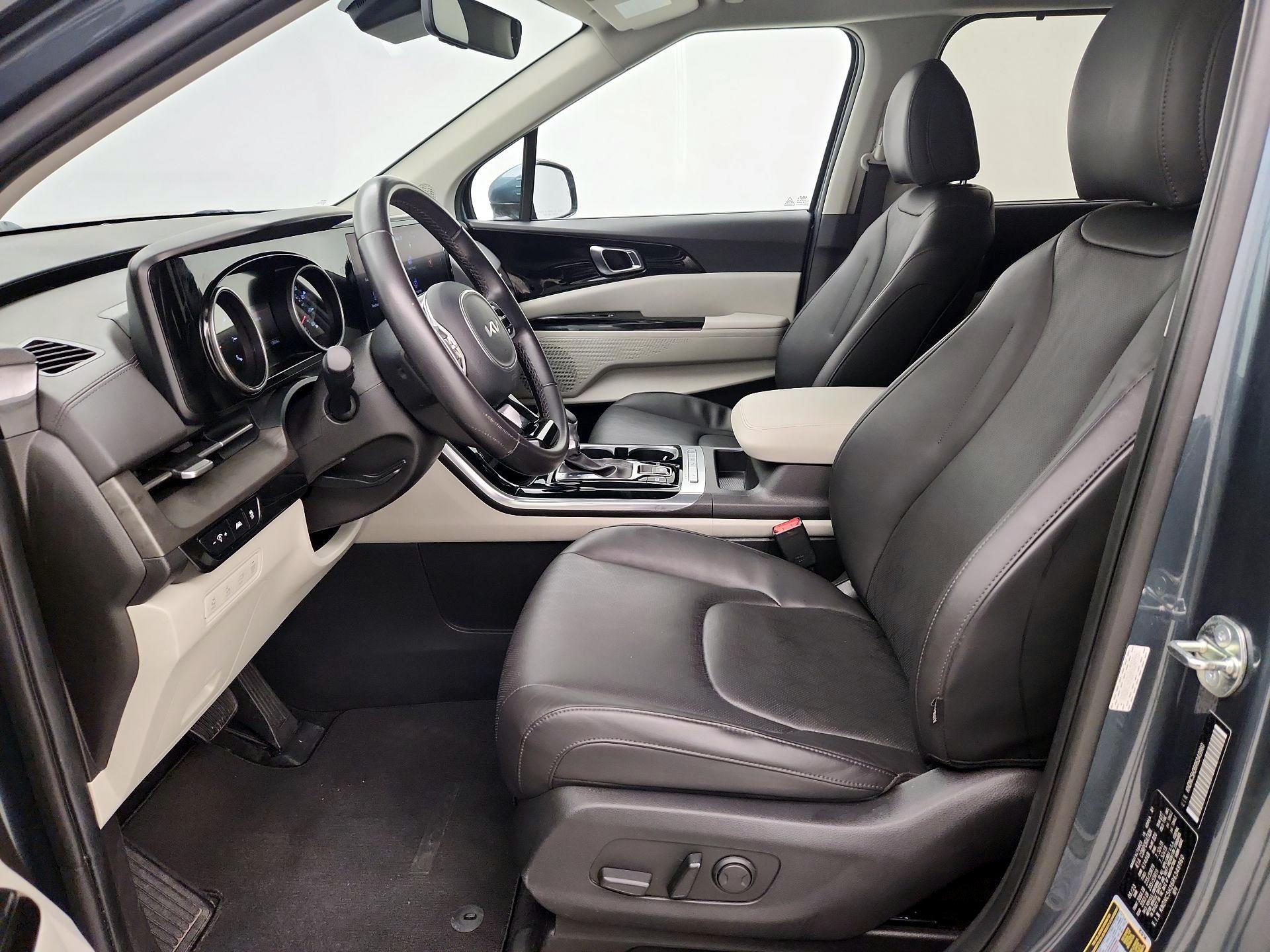 Thumbnail: 2024 Kia Carnival - 11