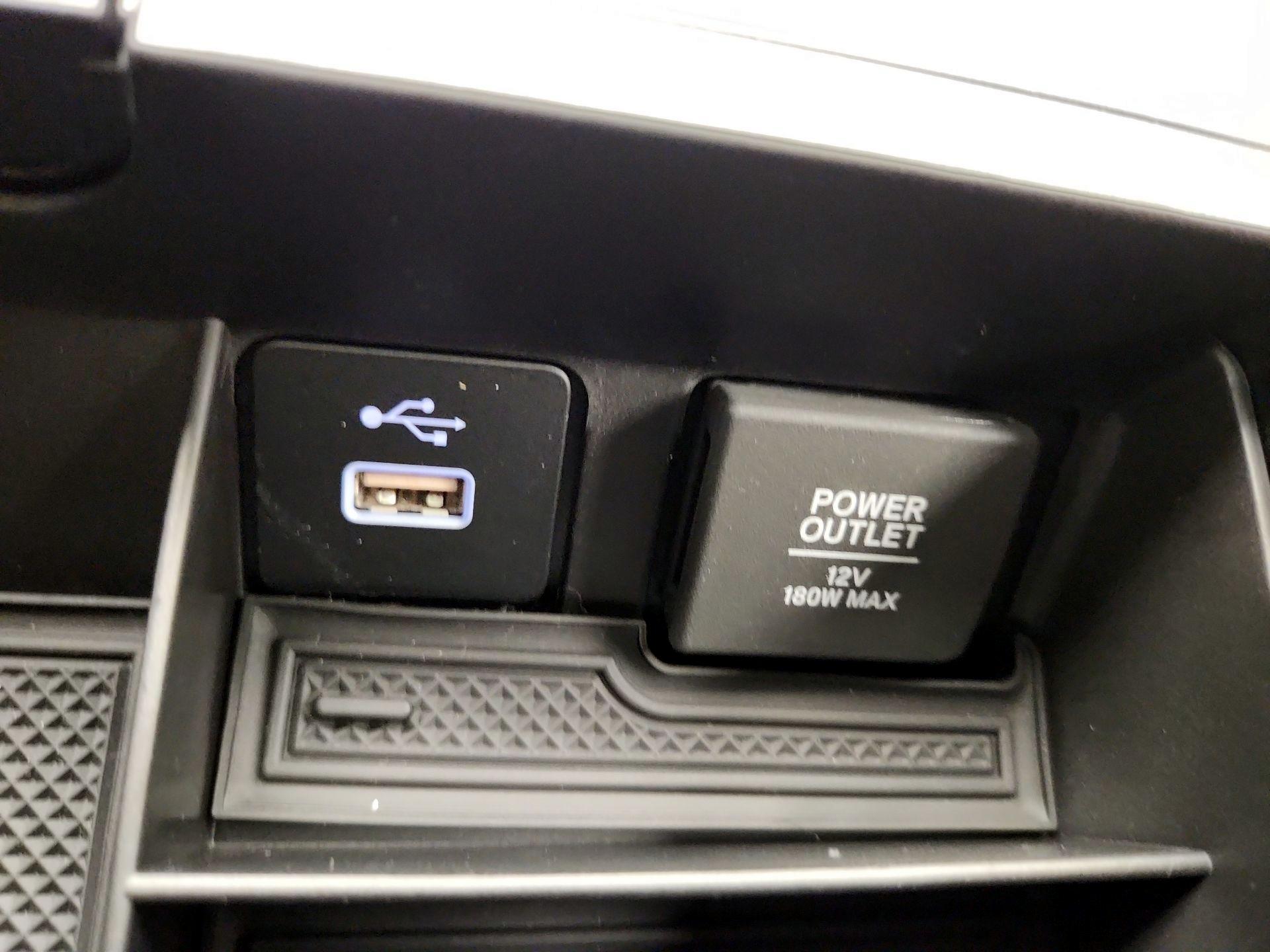 Thumbnail: 2022 Acura MDX - 19