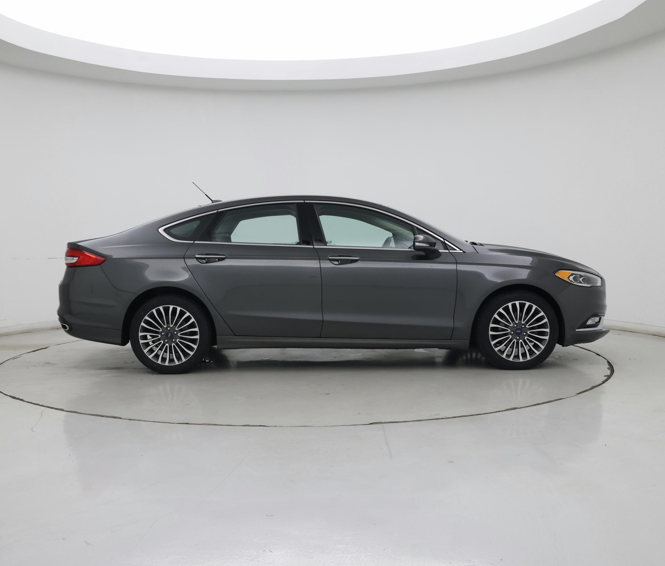 Thumbnail: 2017 Ford Fusion - 7