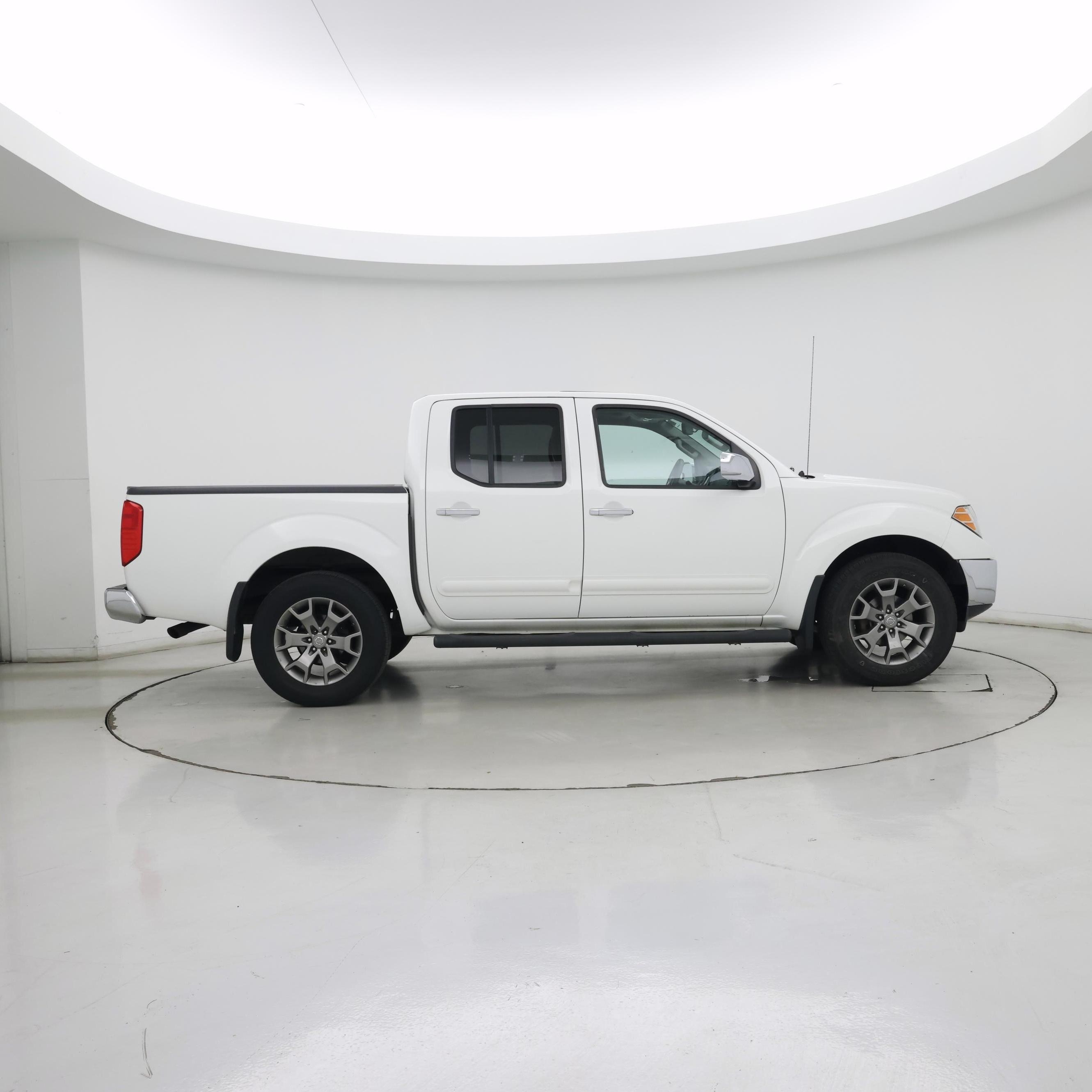 Thumbnail: 2015 Nissan Frontier - 7