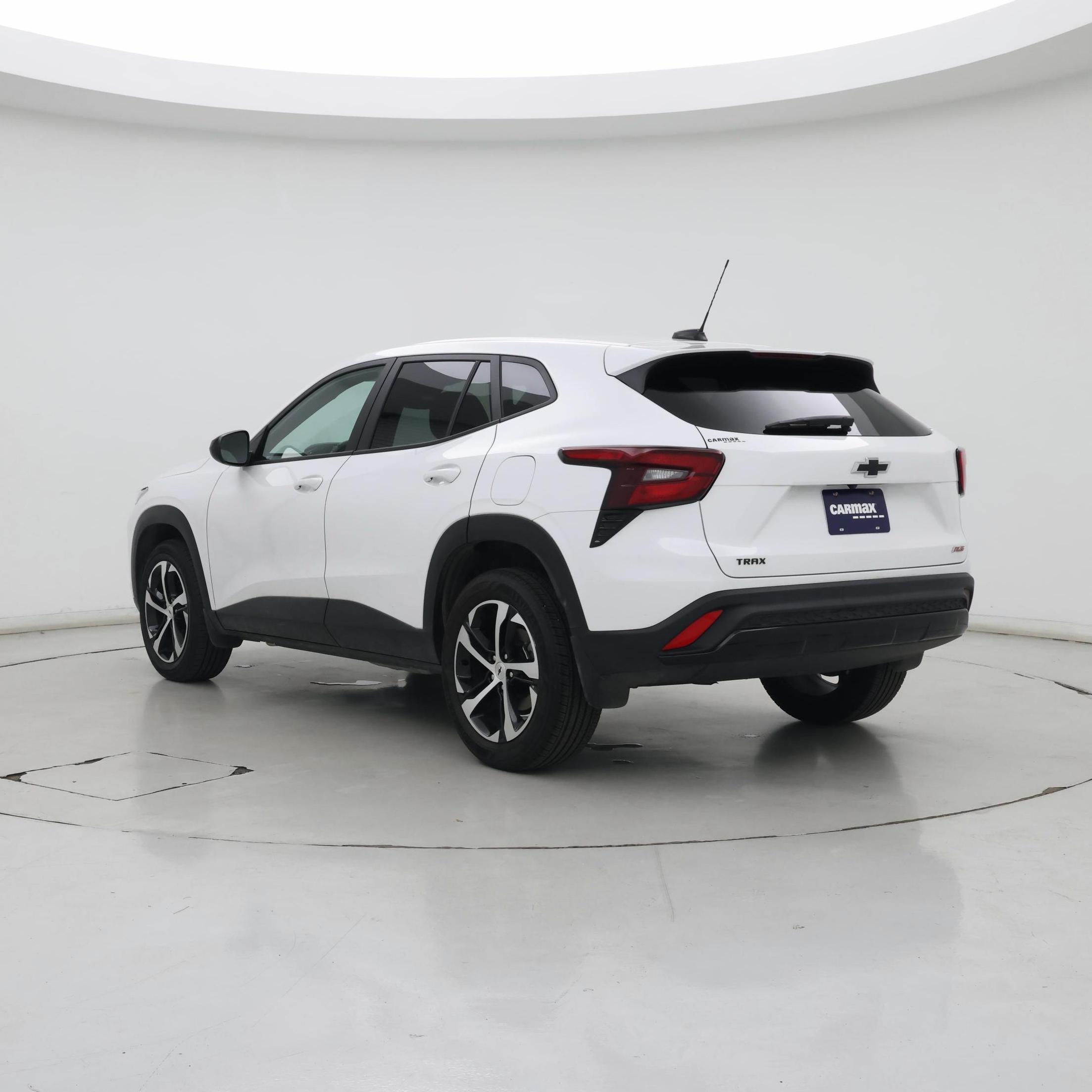 Thumbnail: 2024 Chevrolet Trax - 2