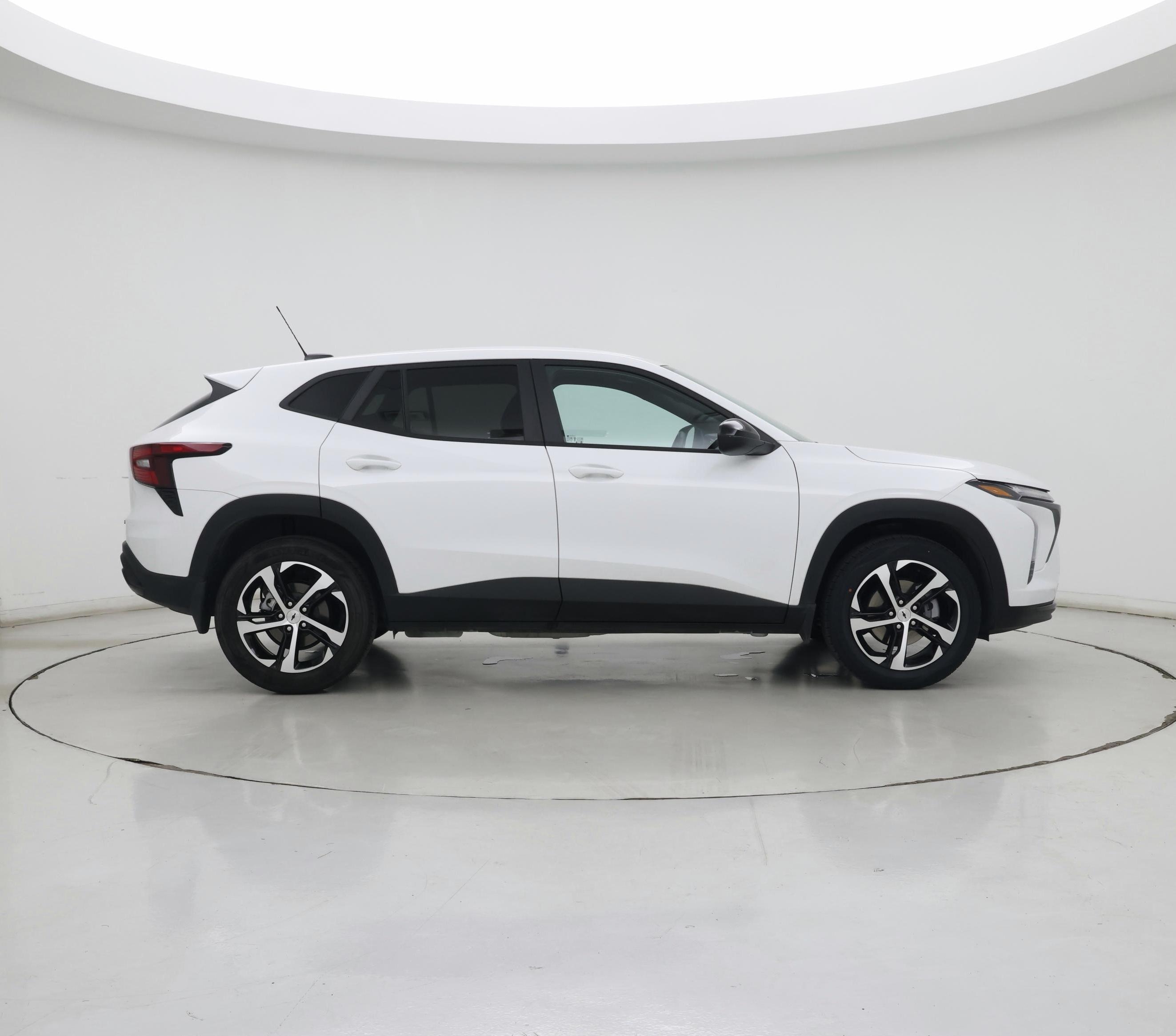 Thumbnail: 2024 Chevrolet Trax - 7
