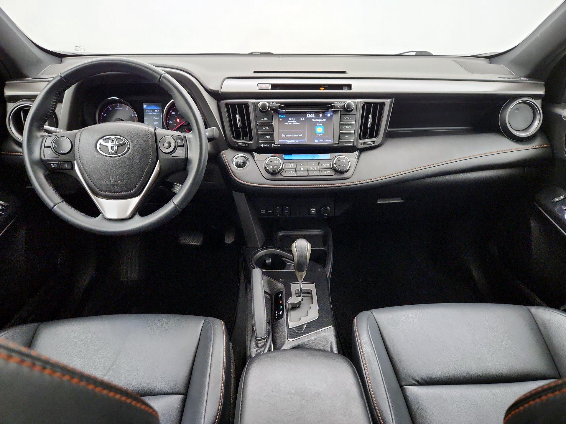 Thumbnail: 2016 Toyota RAV4 - 9
