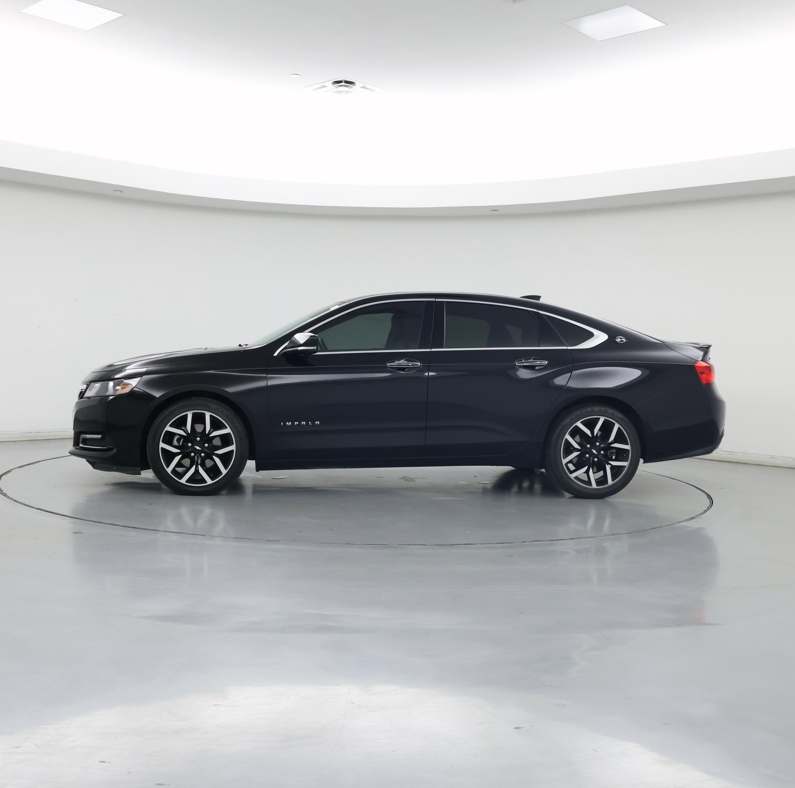 Thumbnail: 2018 Chevrolet Impala - 3