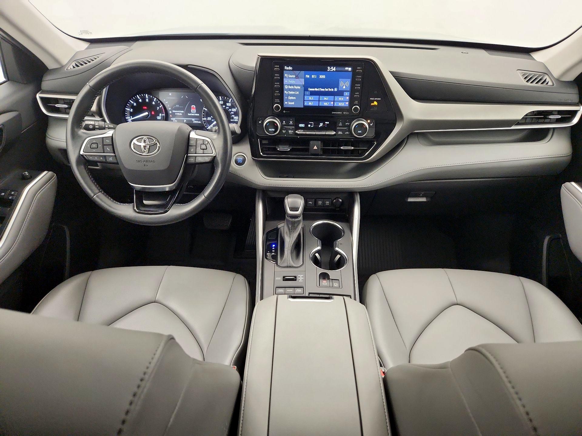 Thumbnail: 2021 Toyota Highlander - 9