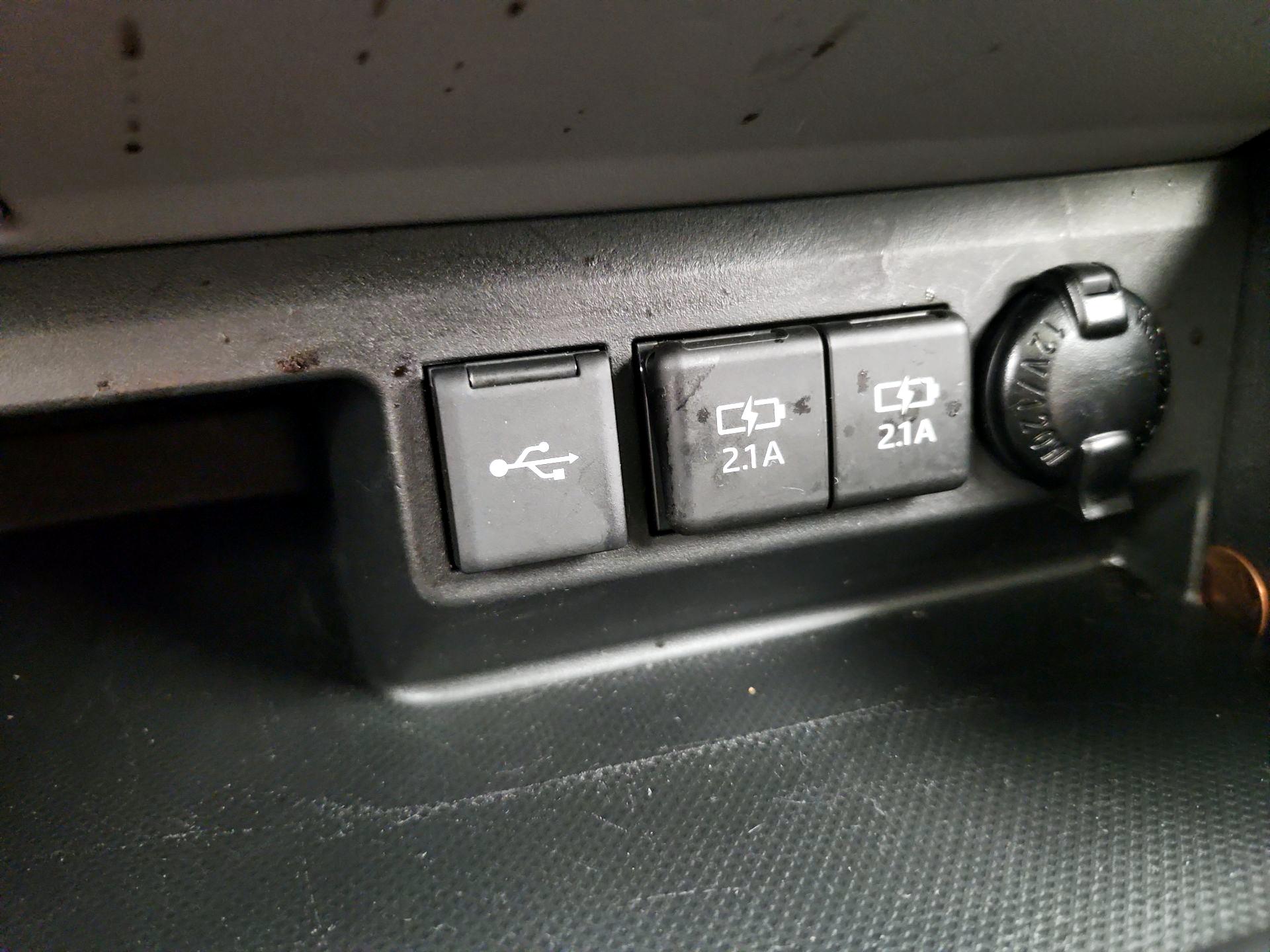 Thumbnail: 2021 Toyota Highlander - 19