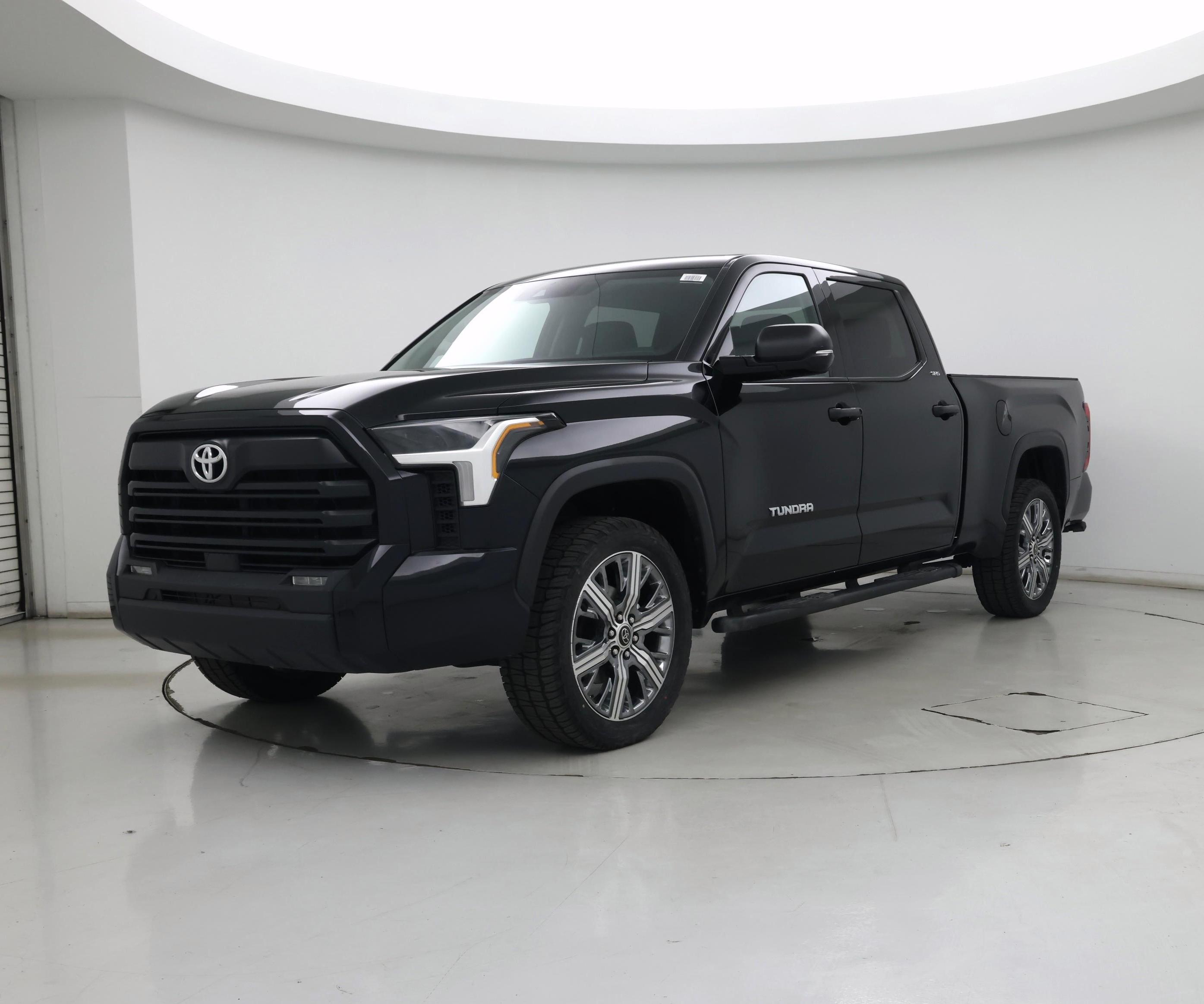 Thumbnail: 2022 Toyota Tundra - 4