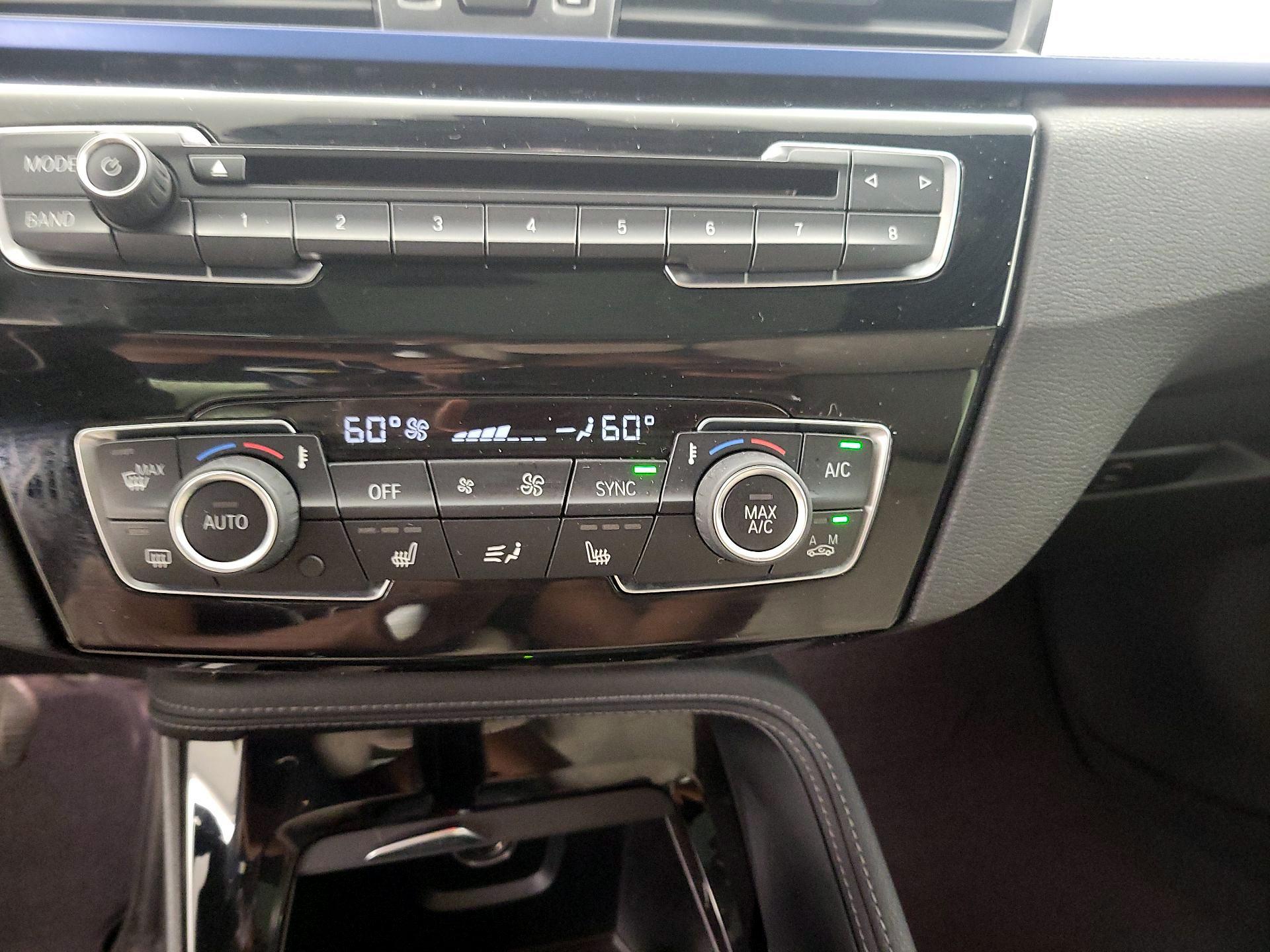 Thumbnail: 2016 BMW X1 - 17