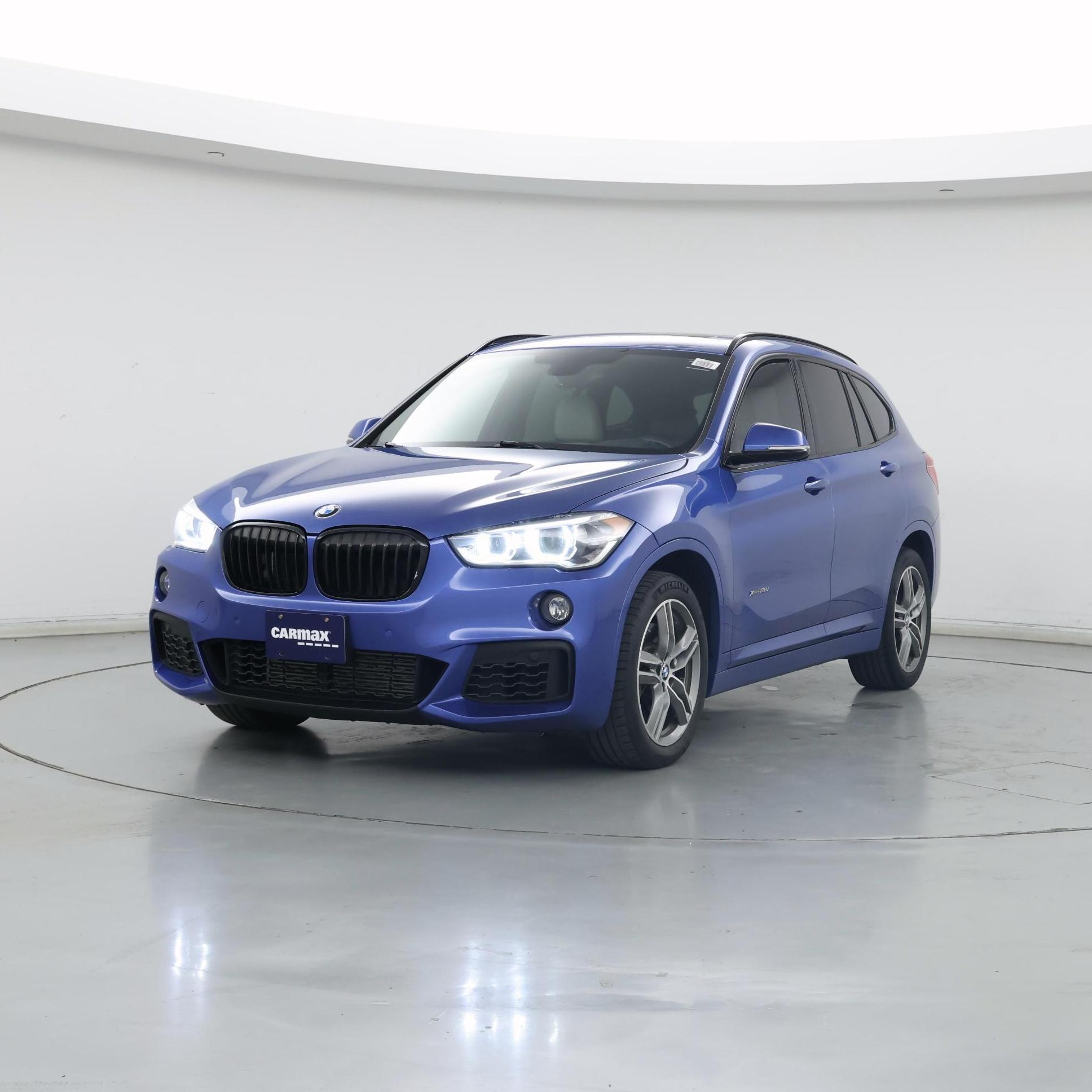 Thumbnail: 2016 BMW X1 - 4
