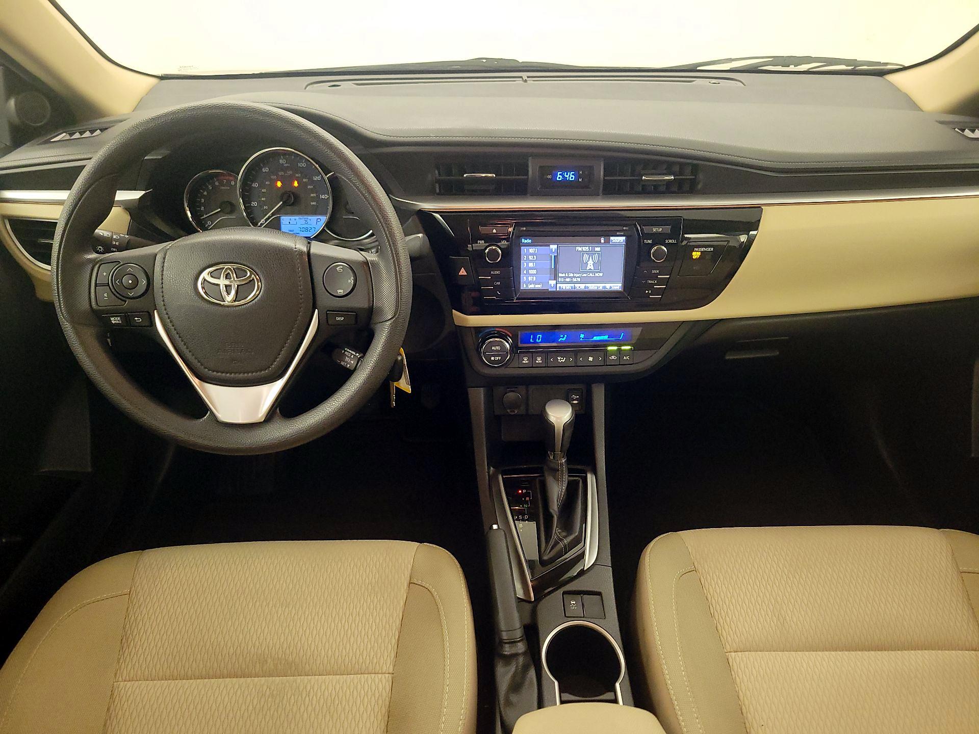 Thumbnail: 2015 Toyota Corolla - 9