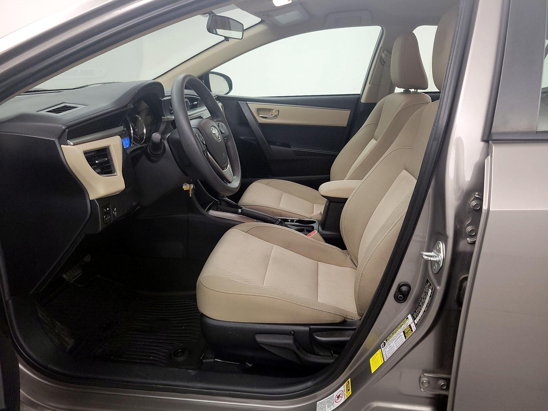 Thumbnail: 2015 Toyota Corolla - 11