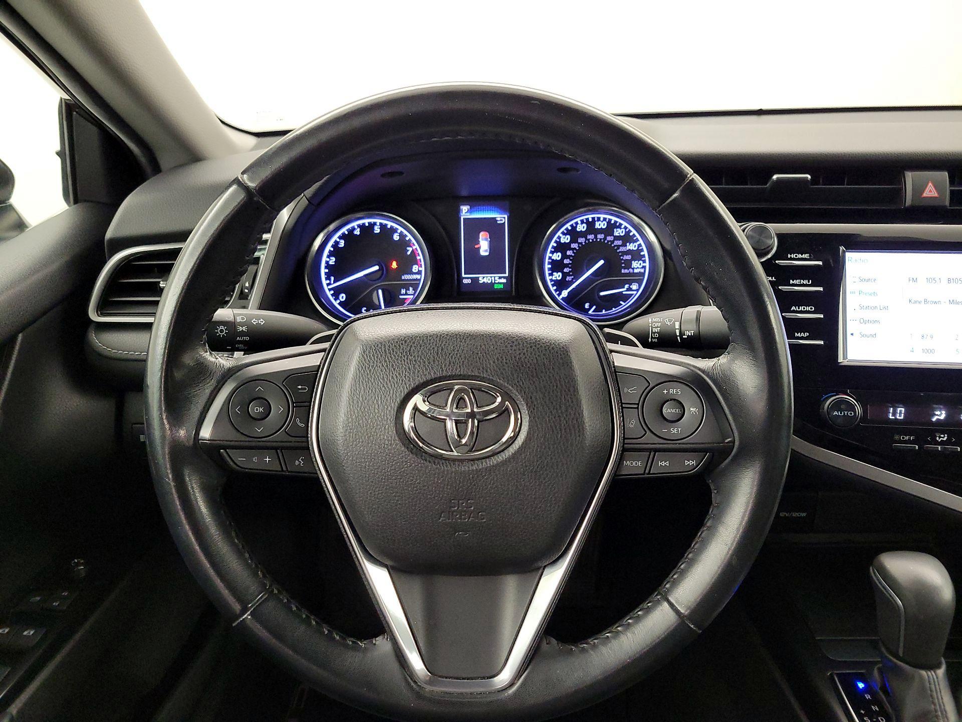 Thumbnail: 2019 Toyota Camry - 10