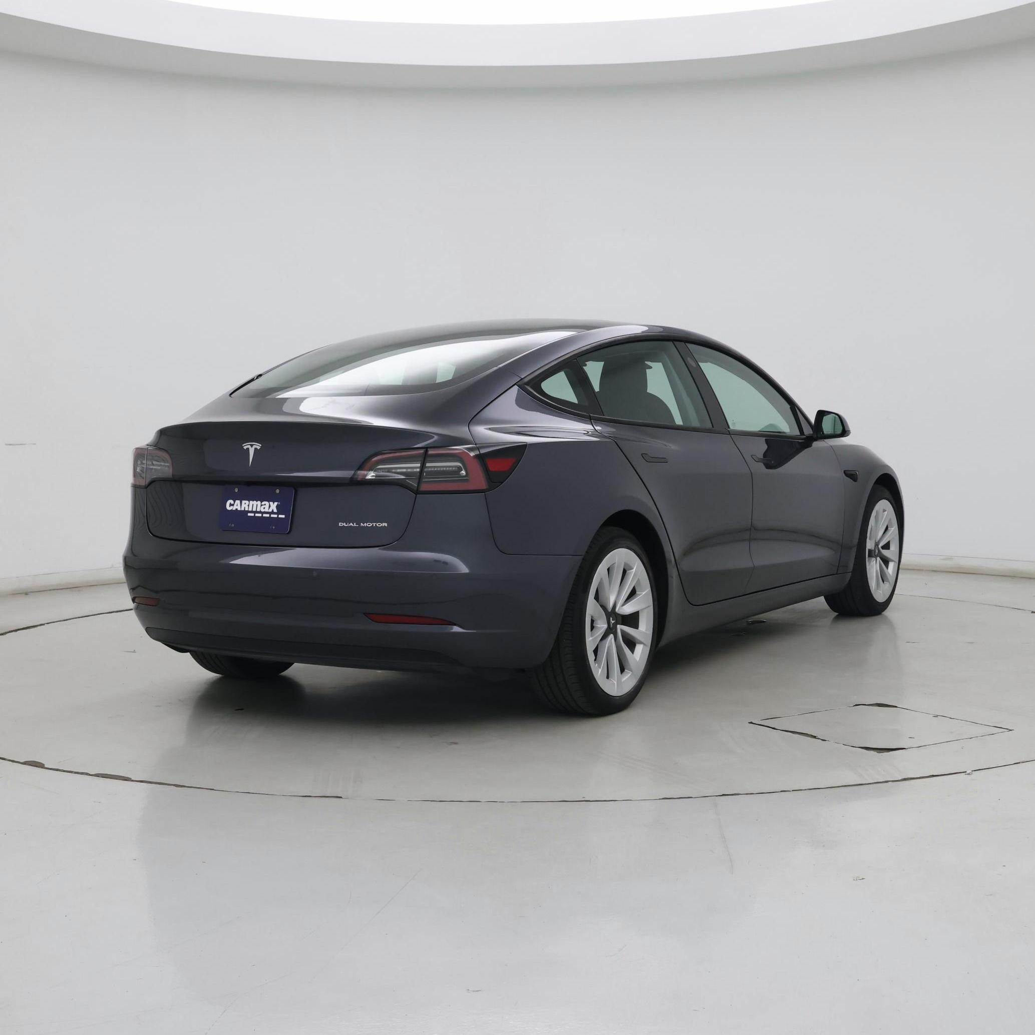 Thumbnail: 2021 Tesla Model 3 - 8