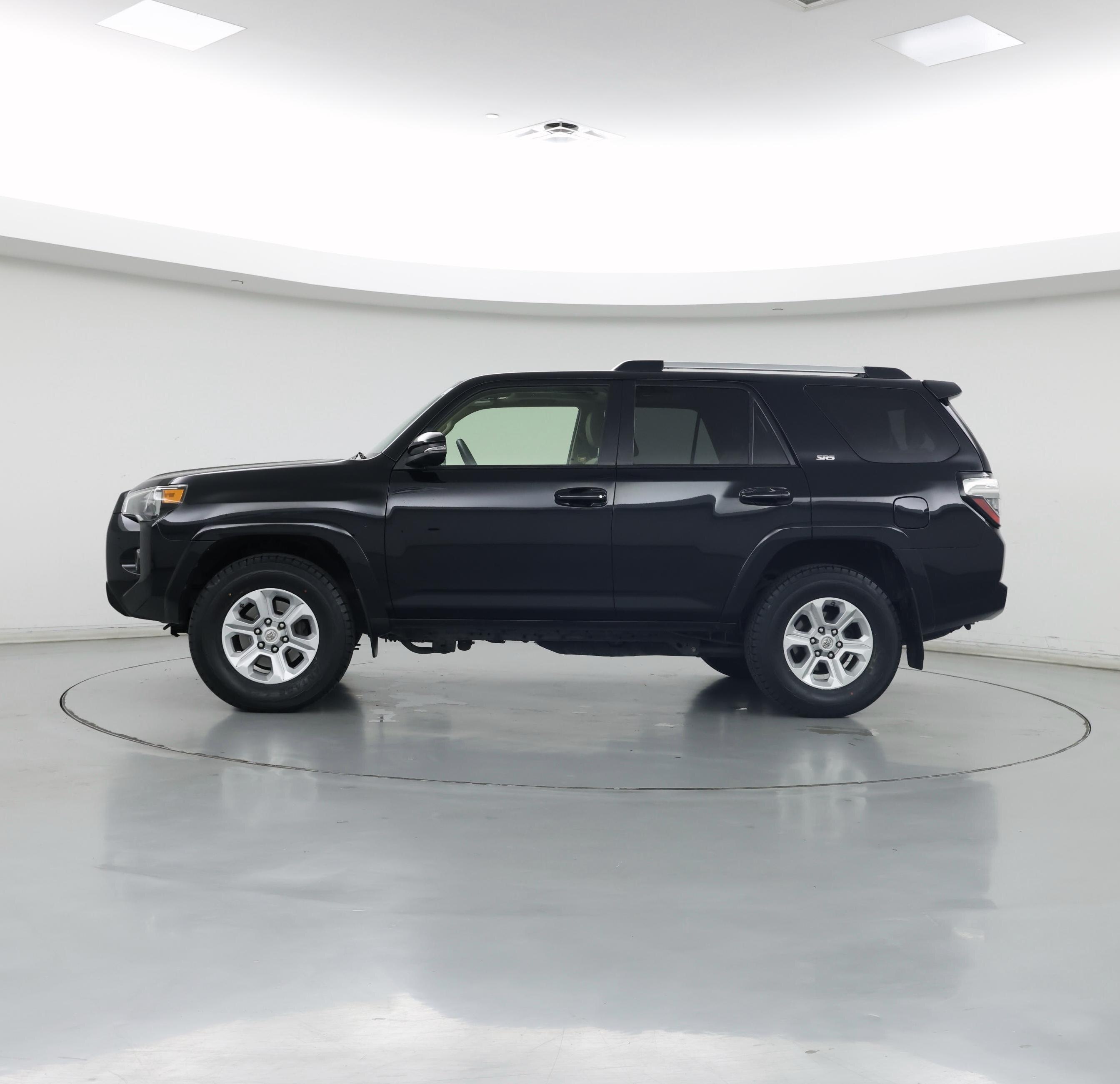 Thumbnail: 2019 Toyota 4Runner - 3