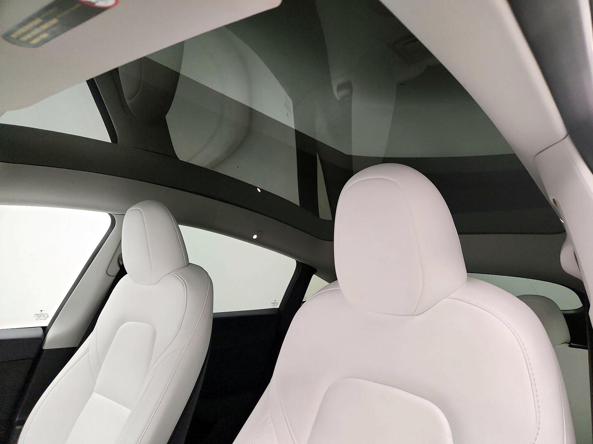 Thumbnail: 2023 Tesla Model Y - 19