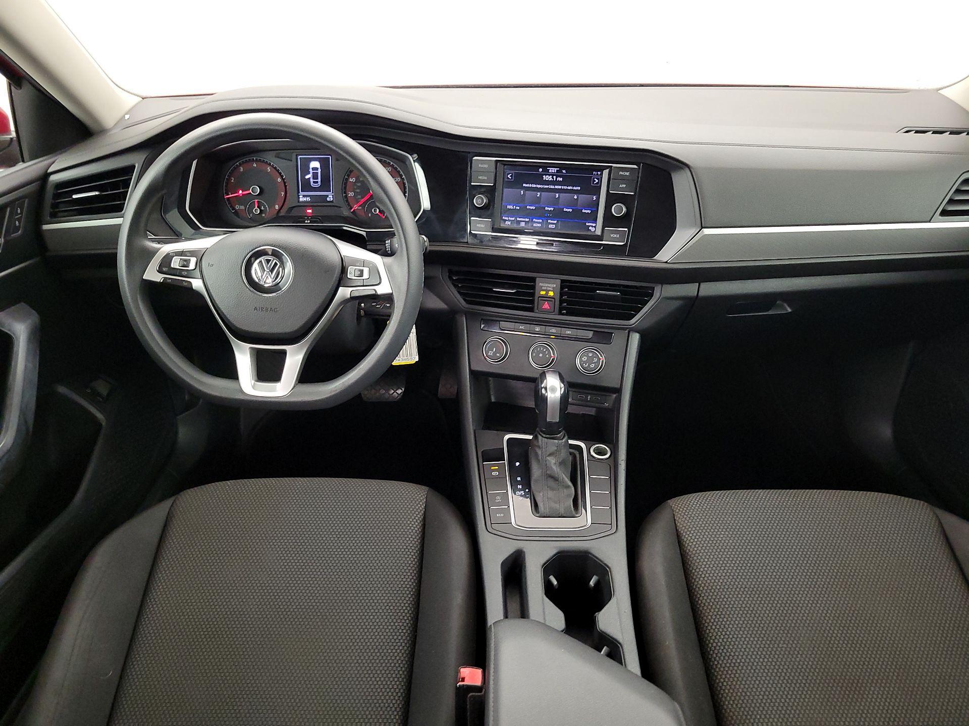 Thumbnail: 2021 Volkswagen Jetta - 9