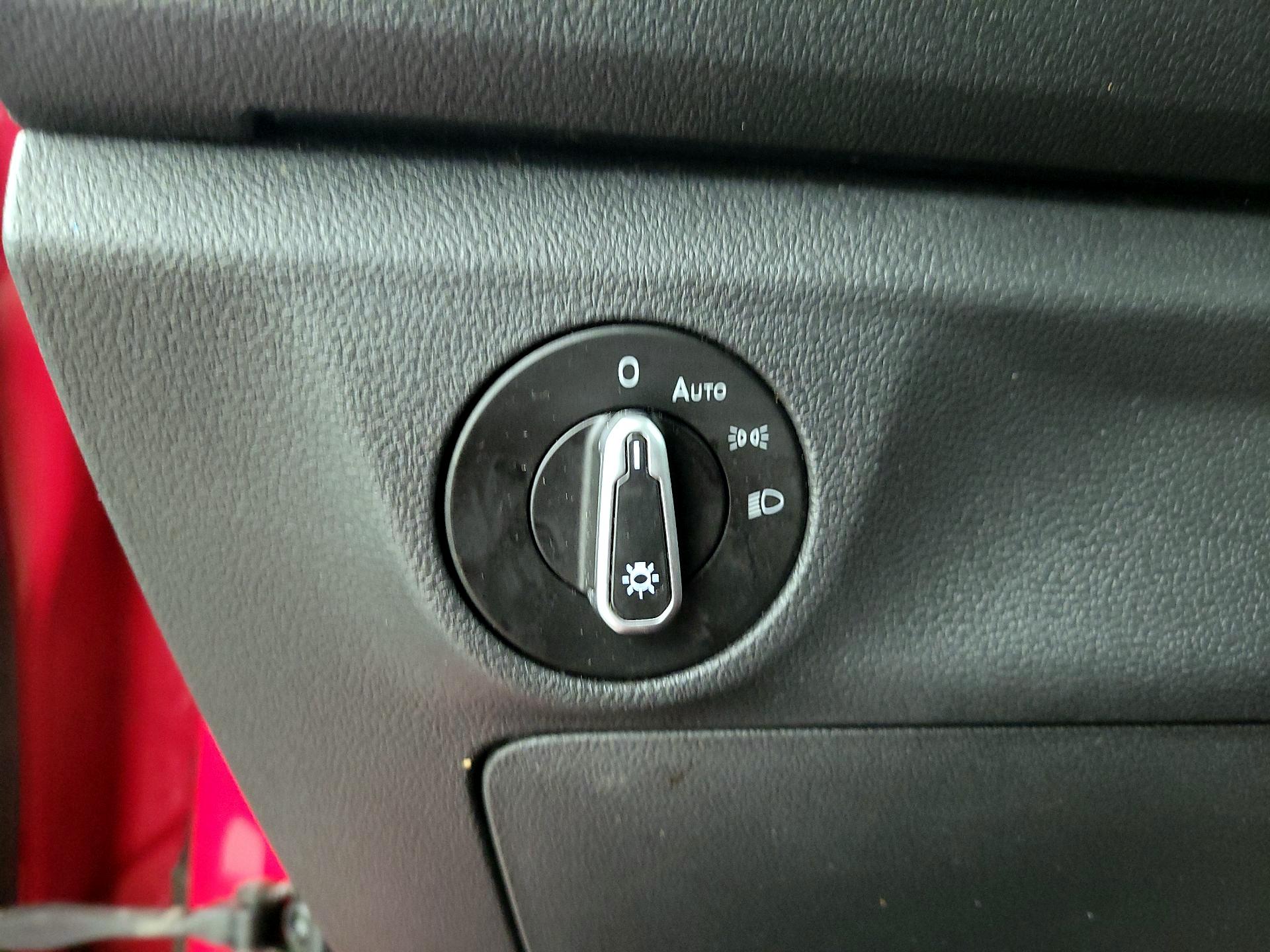 Thumbnail: 2021 Volkswagen Jetta - 13