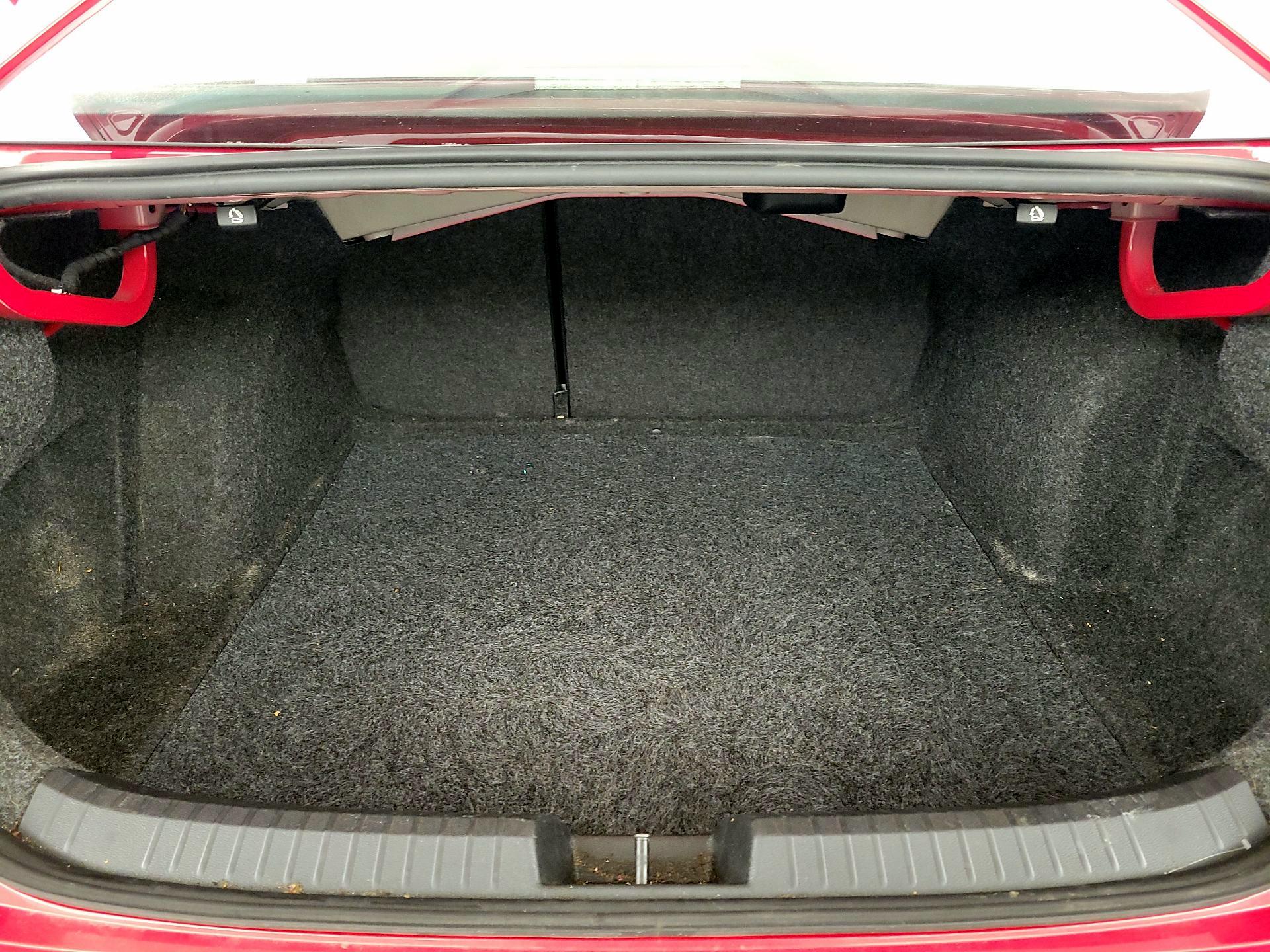 Thumbnail: 2021 Volkswagen Jetta - 20