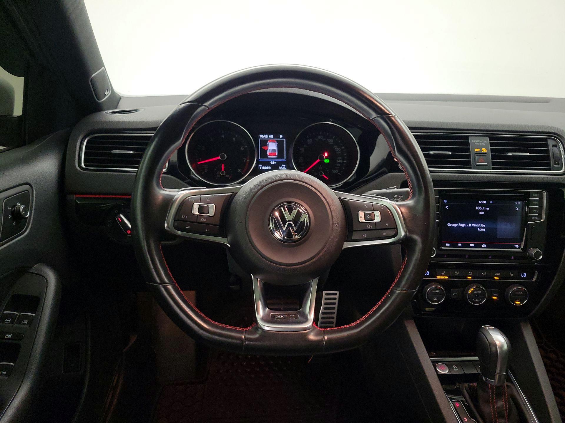 Thumbnail: 2016 Volkswagen Jetta - 10