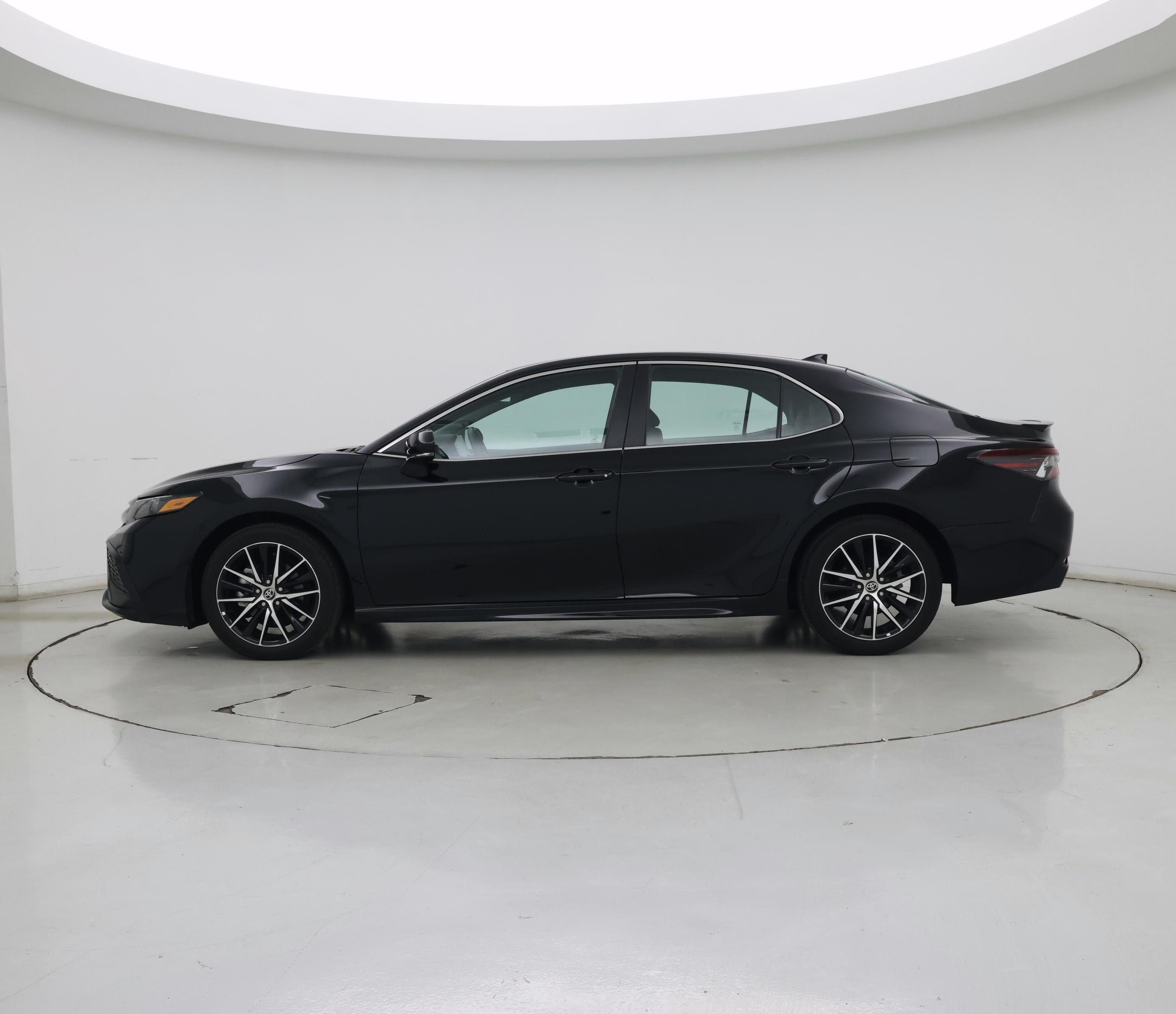 Thumbnail: 2023 Toyota Camry - 3