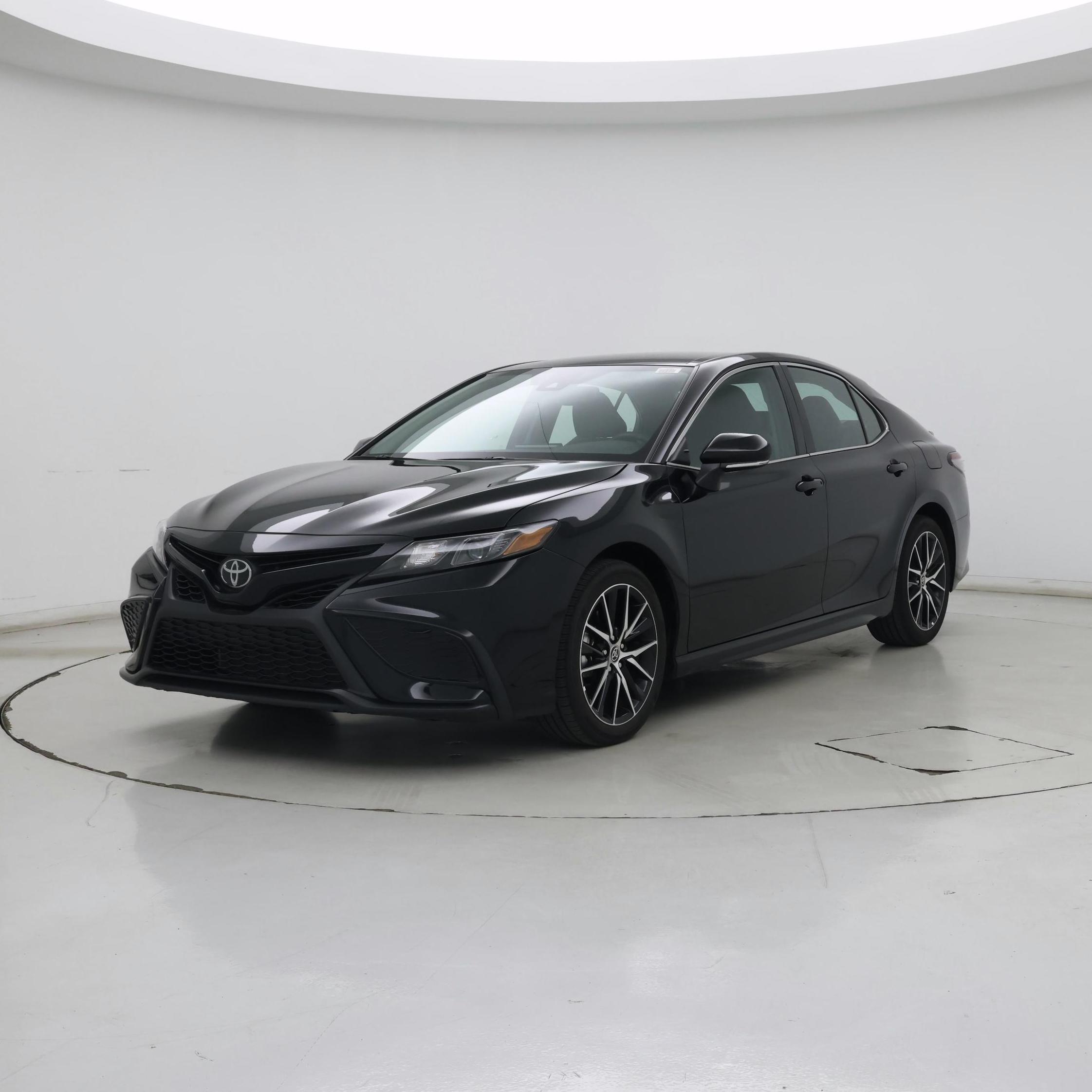 Thumbnail: 2023 Toyota Camry - 4