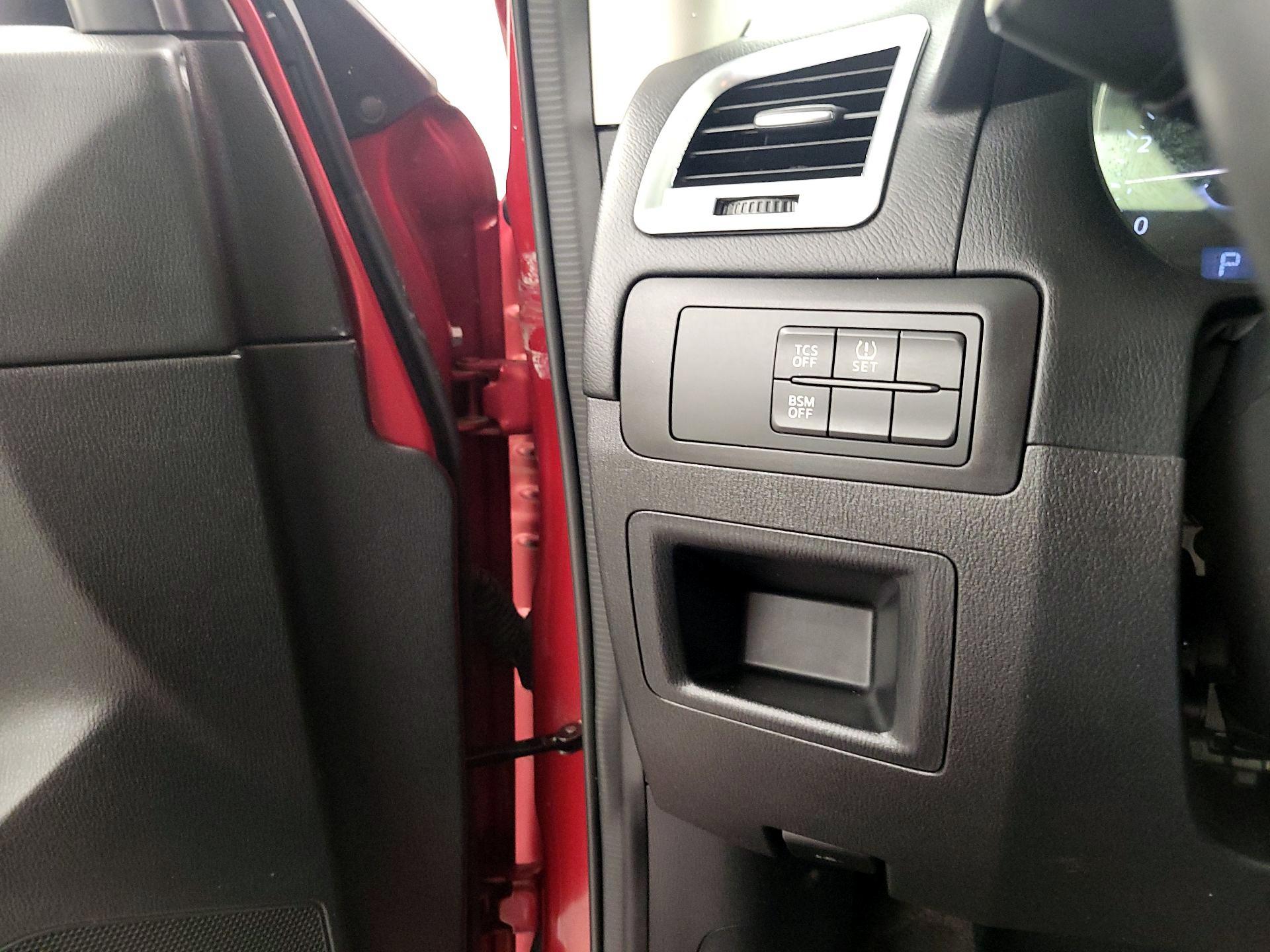 Thumbnail: 2015 Mazda CX-5 - 13