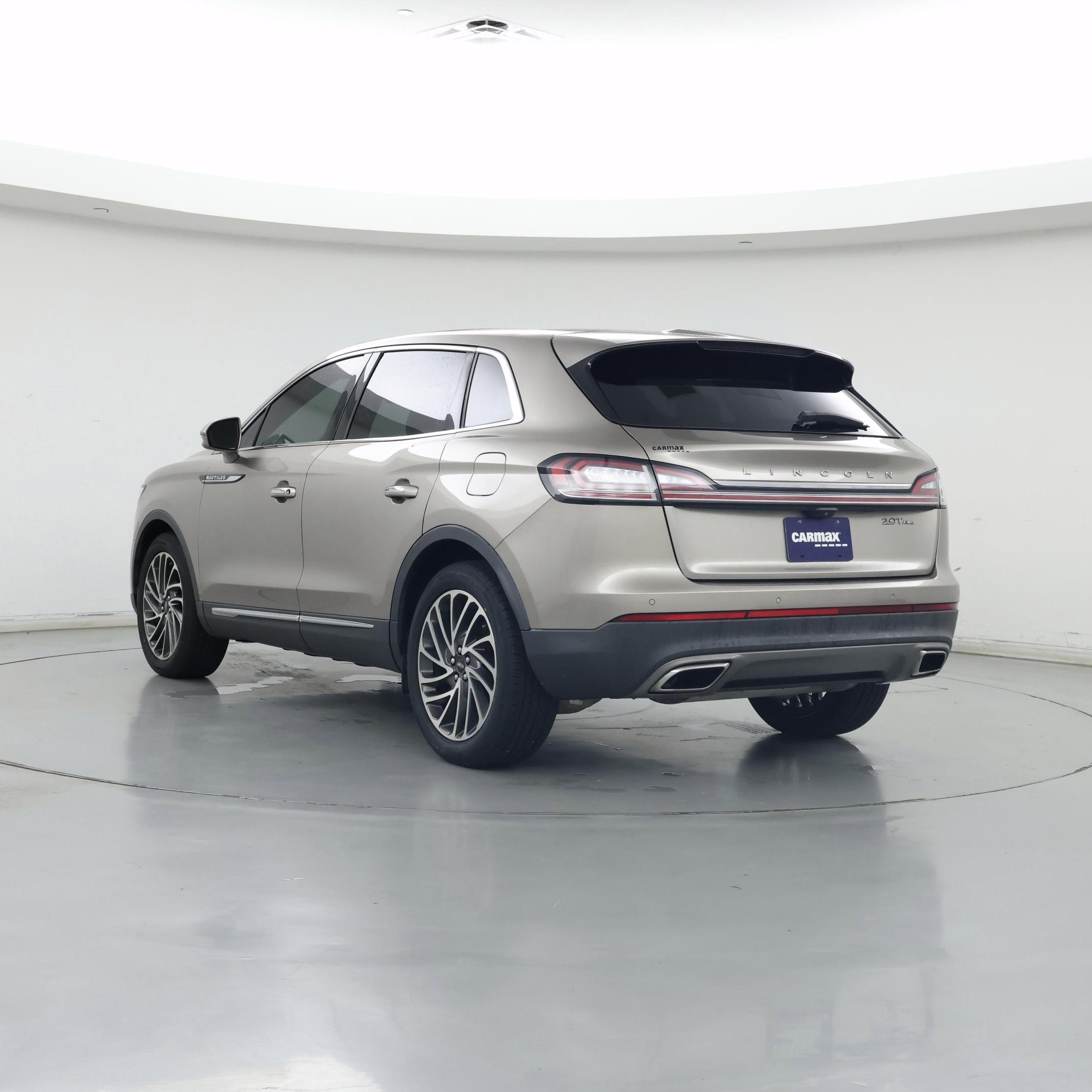 Thumbnail: 2019 Lincoln Nautilus - 2