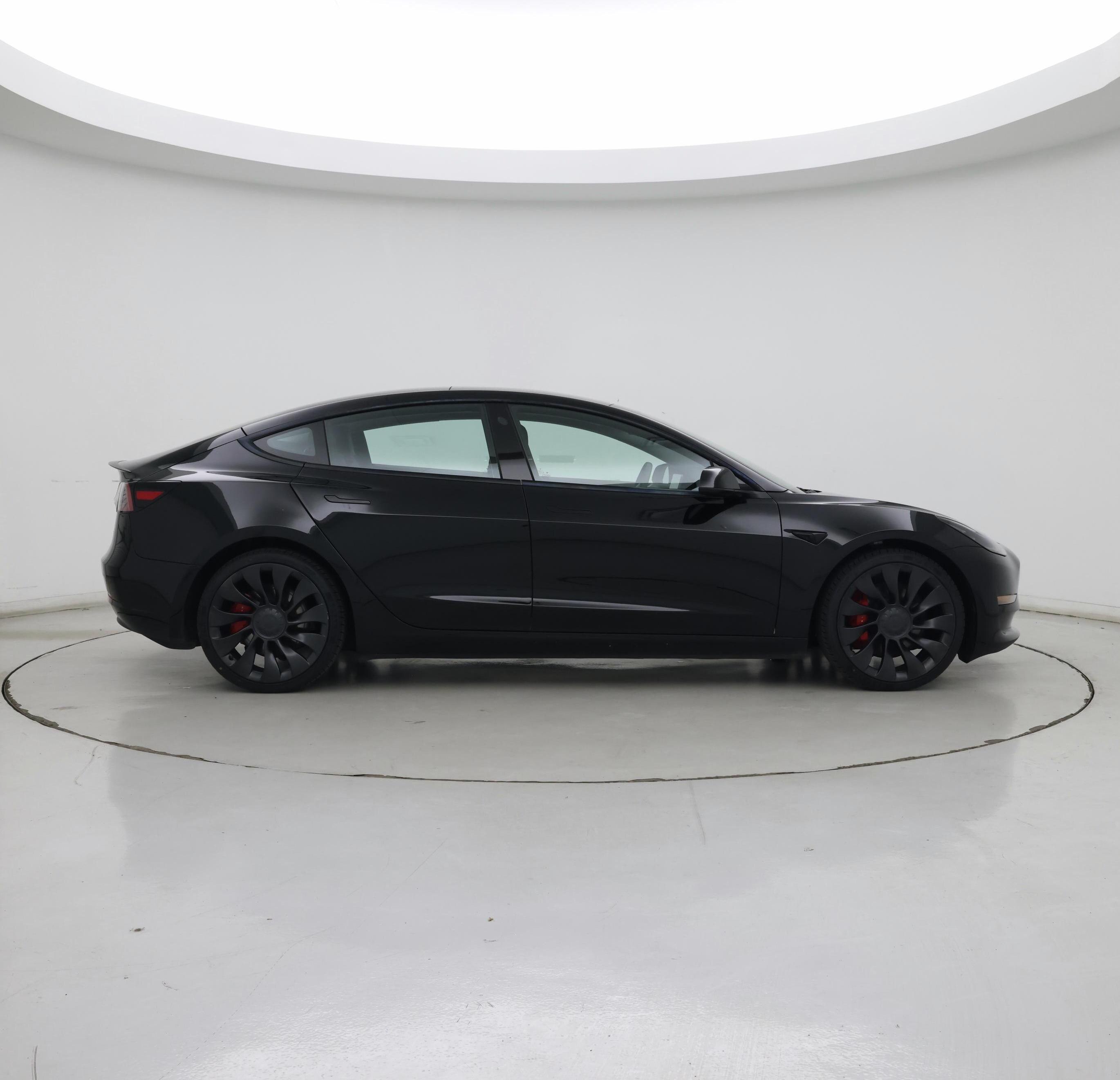 Thumbnail: 2023 Tesla Model 3 - 7
