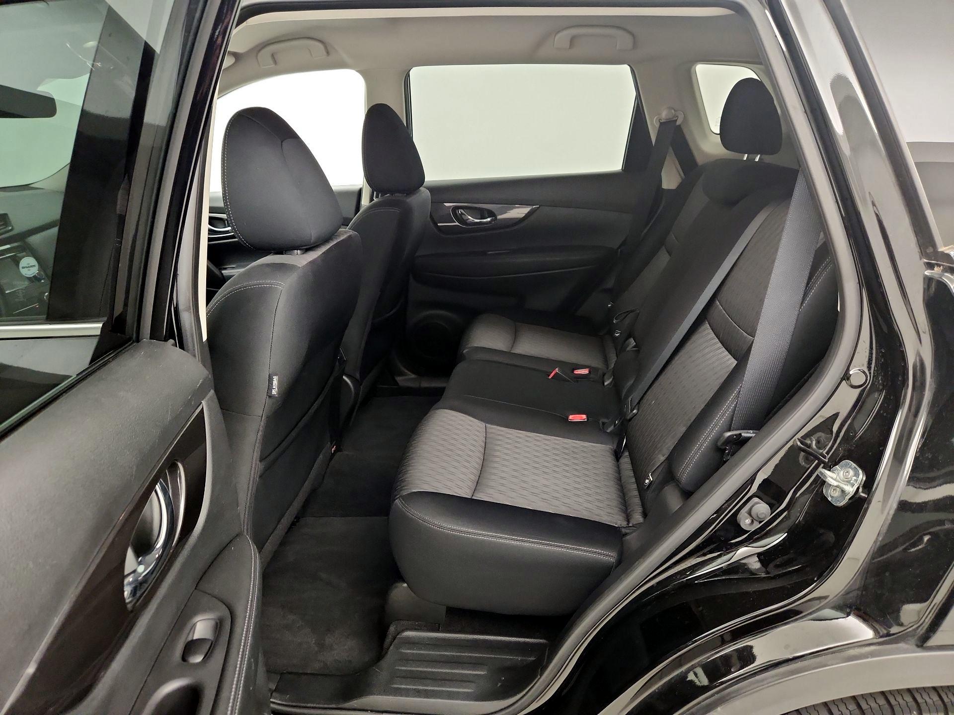Thumbnail: 2020 Nissan Rogue - 19
