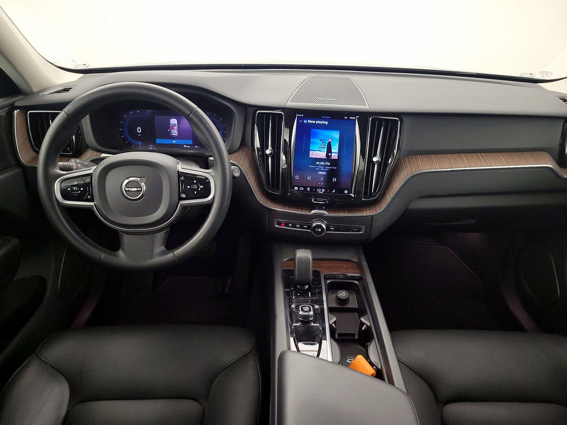 Thumbnail: 2023 Volvo XC60 - 9