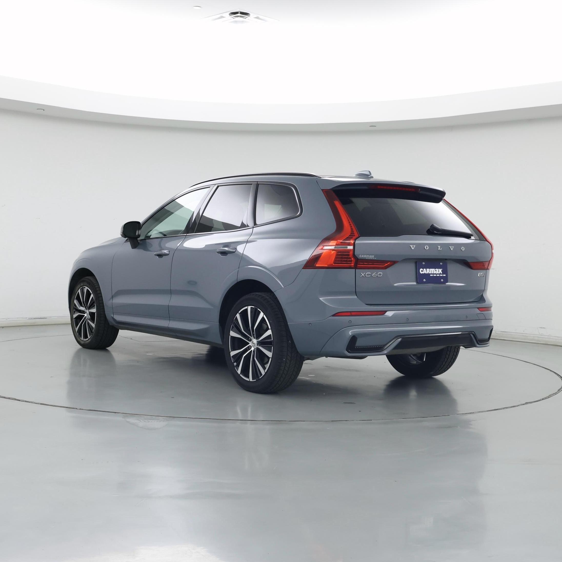 Thumbnail: 2023 Volvo XC60 - 2