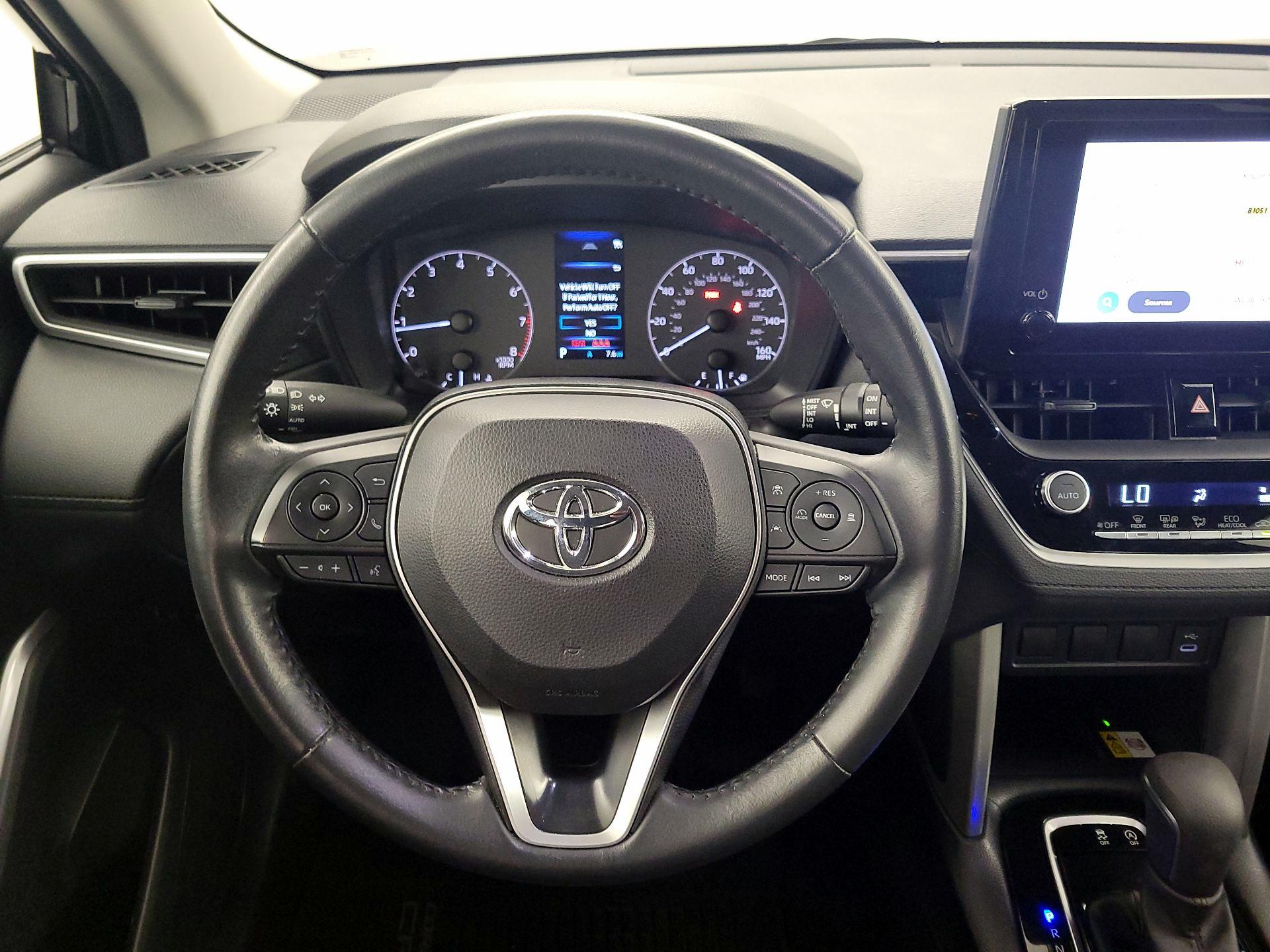 Thumbnail: 2023 Toyota Corolla Cross - 10