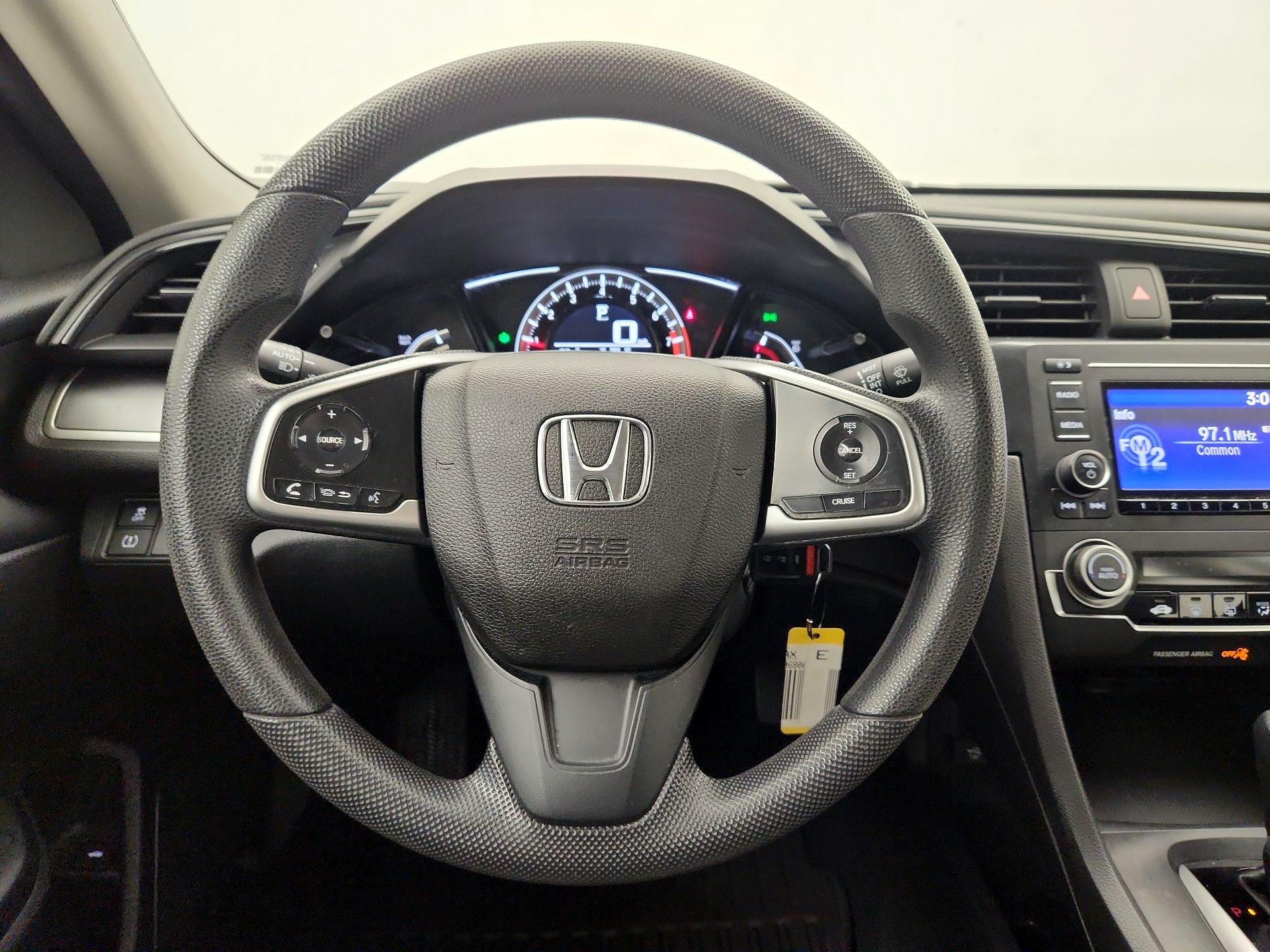 Thumbnail: 2017 Honda Civic - 10