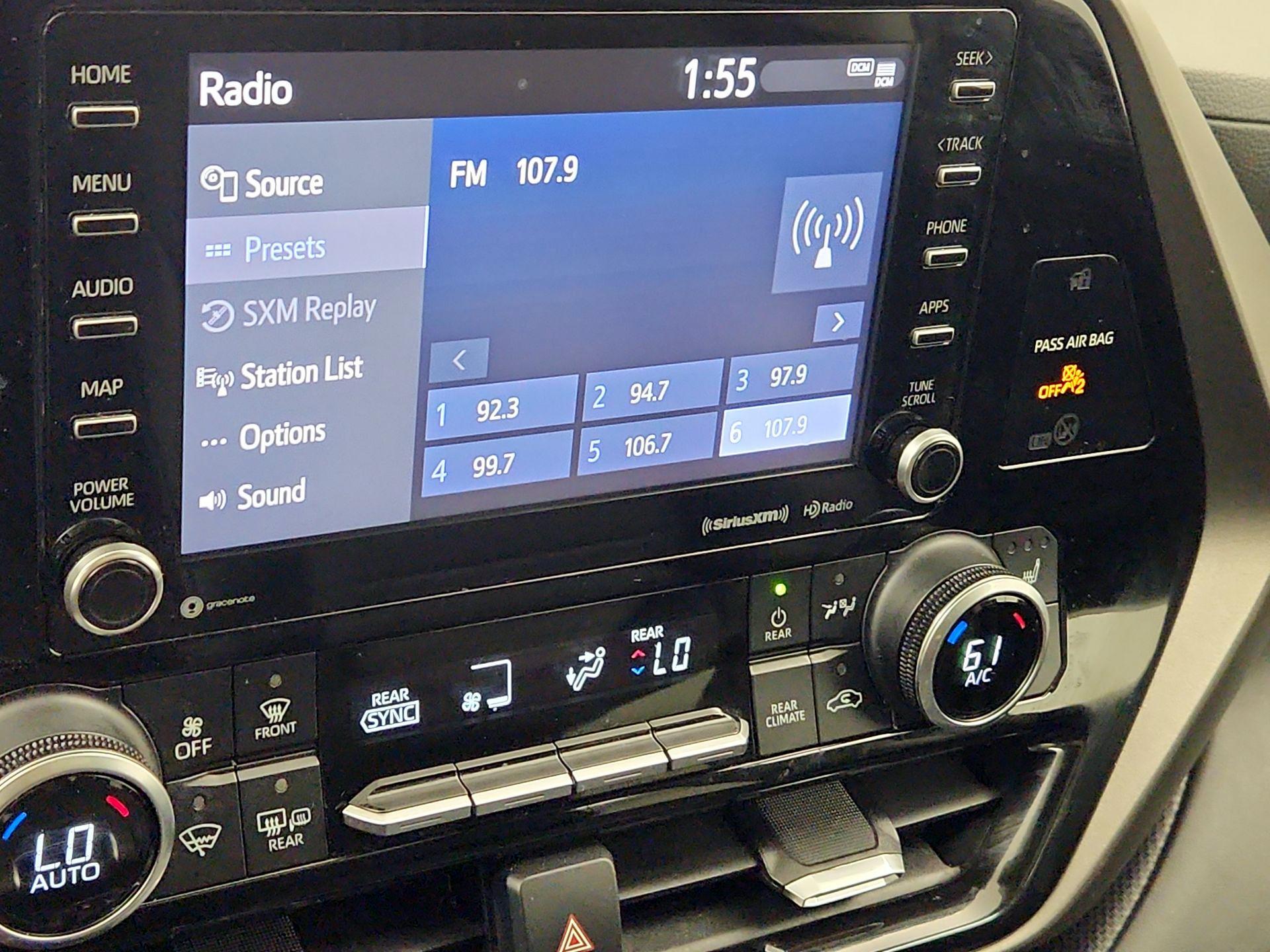 Thumbnail: 2021 Toyota Highlander - 15