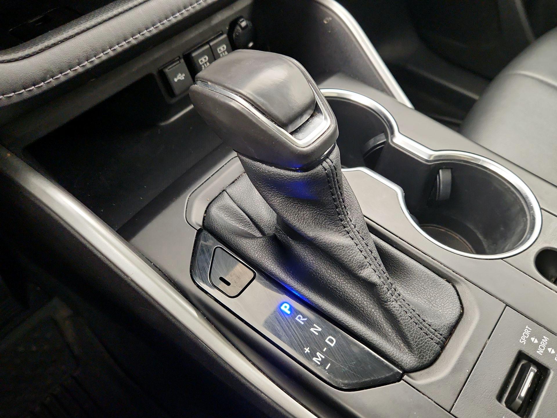 Thumbnail: 2021 Toyota Highlander - 17