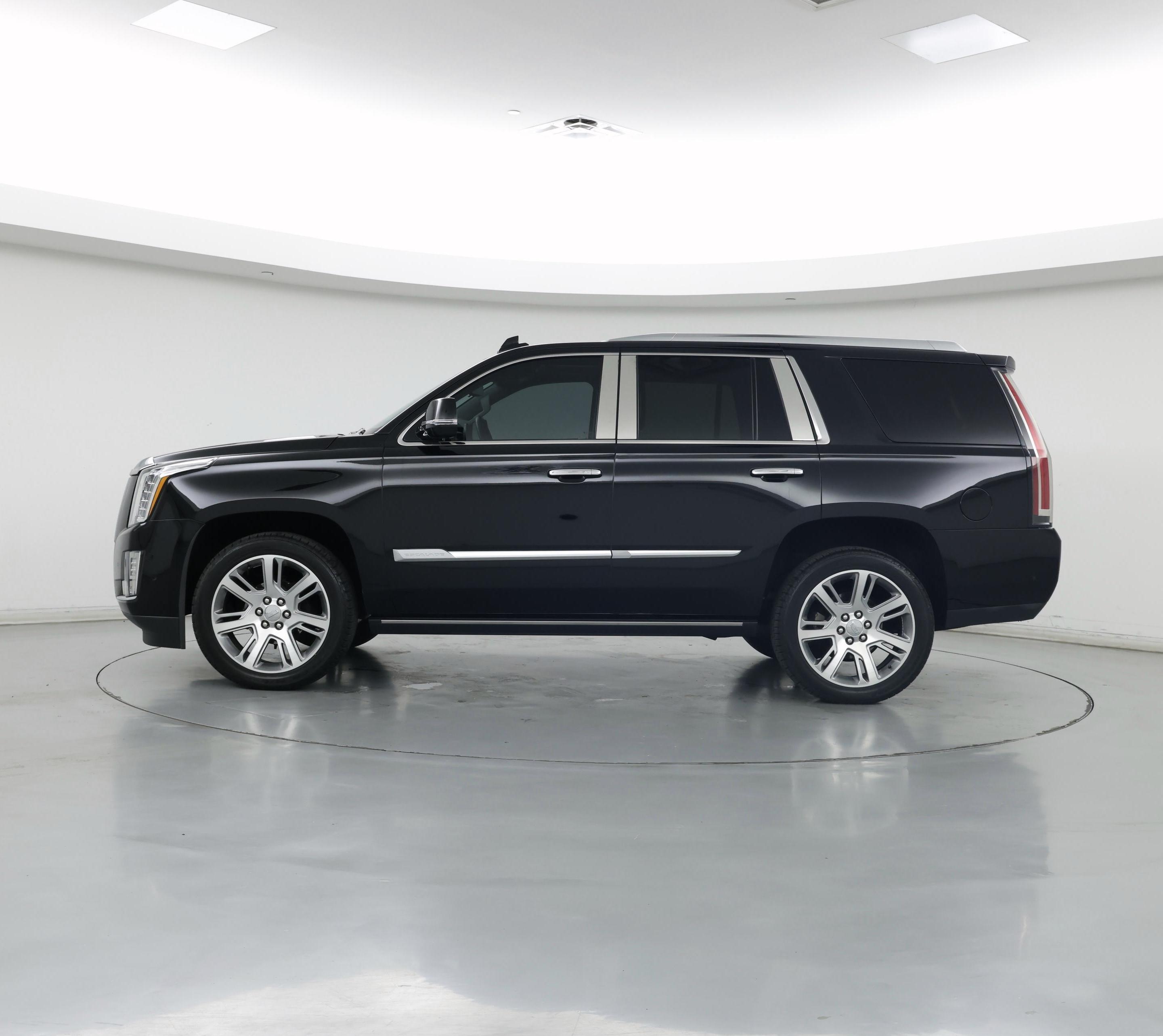 Thumbnail: 2020 Cadillac Escalade - 3