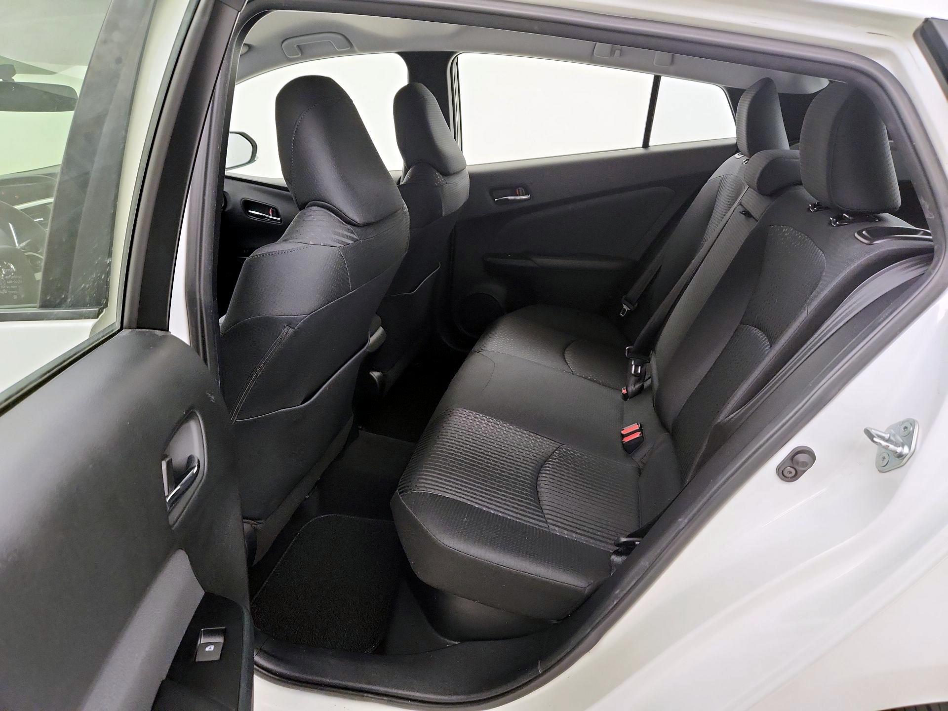 Thumbnail: 2016 Toyota Prius - 19