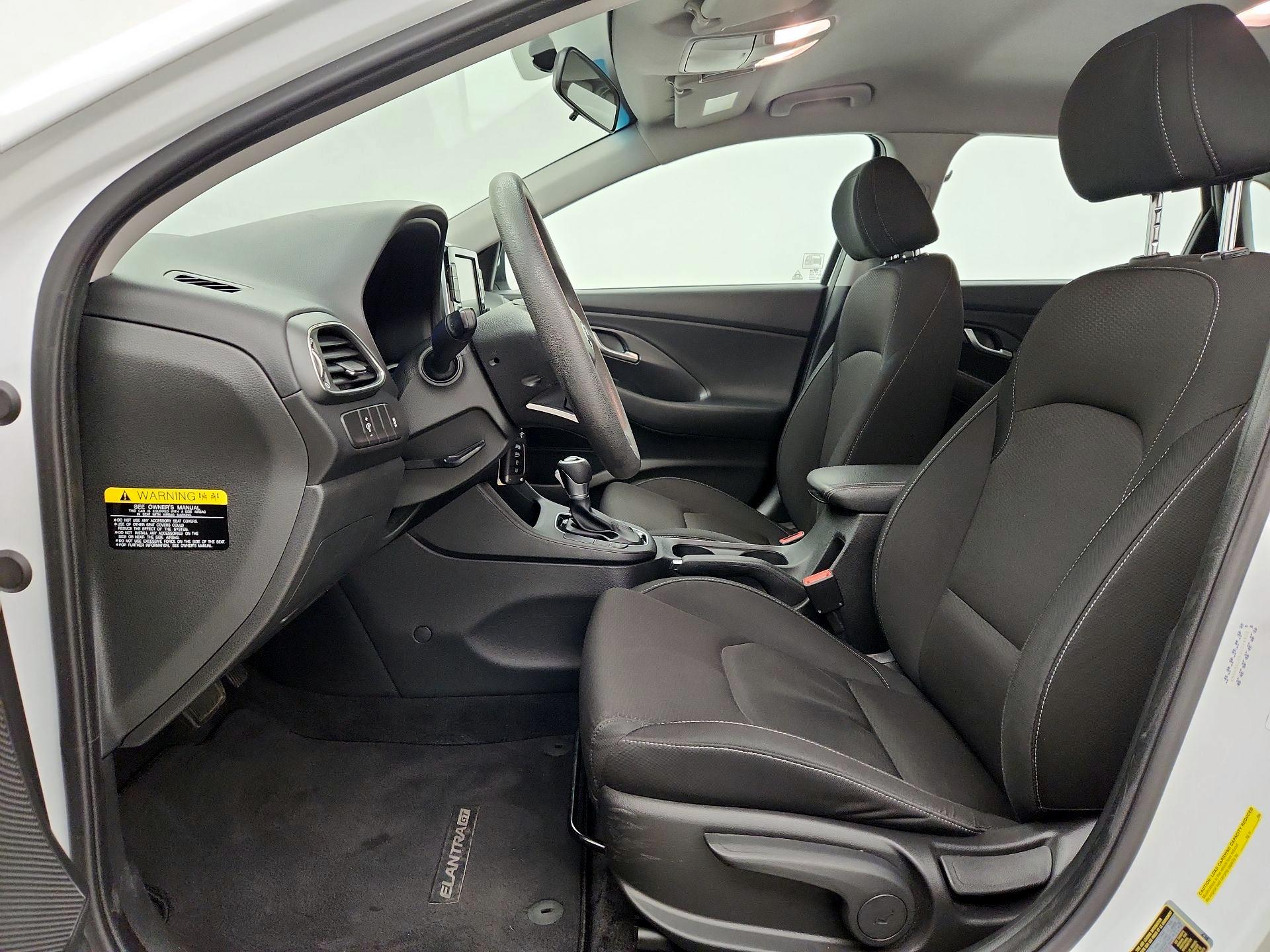 Thumbnail: 2018 Hyundai Elantra - 11